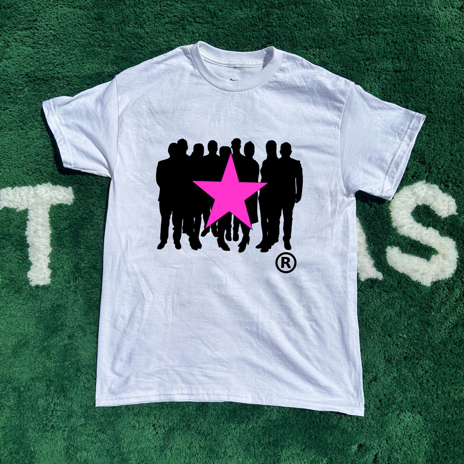 Japanese Brand Commune Tee White Pink Size US M / EU 48-50 / 2 - 1 Thumbnail