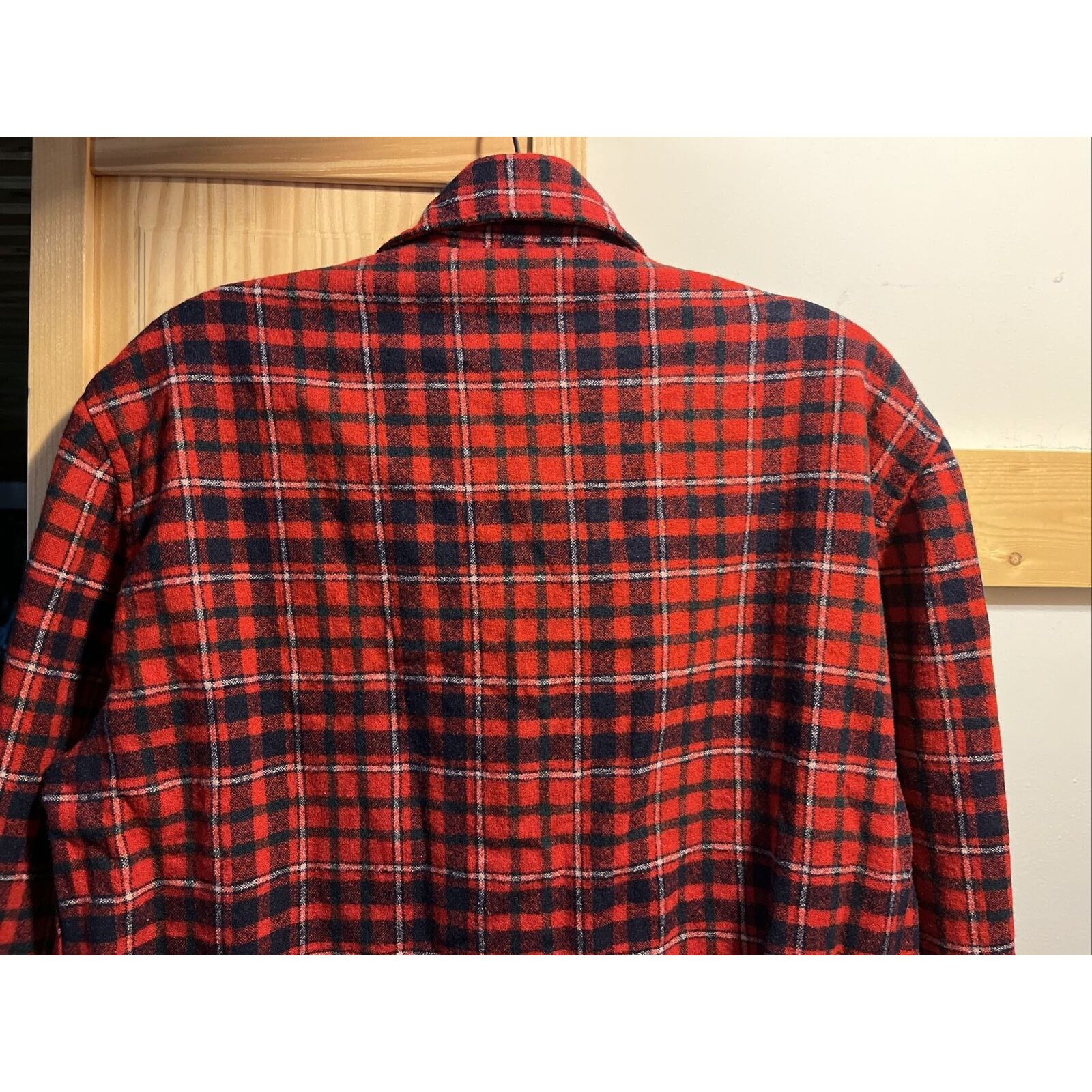 Pendleton Pendleton VTG Men’s M Red Plaid Wool Button Flannel Jacket Size US M / EU 48-50 / 2 - 11 Thumbnail