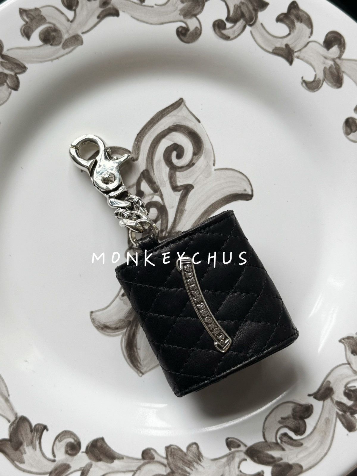 Chrome Hearts 🔥Chrome Hearts Airpods Case Wallet🔥 Size ONE SIZE - 2 Thumbnail