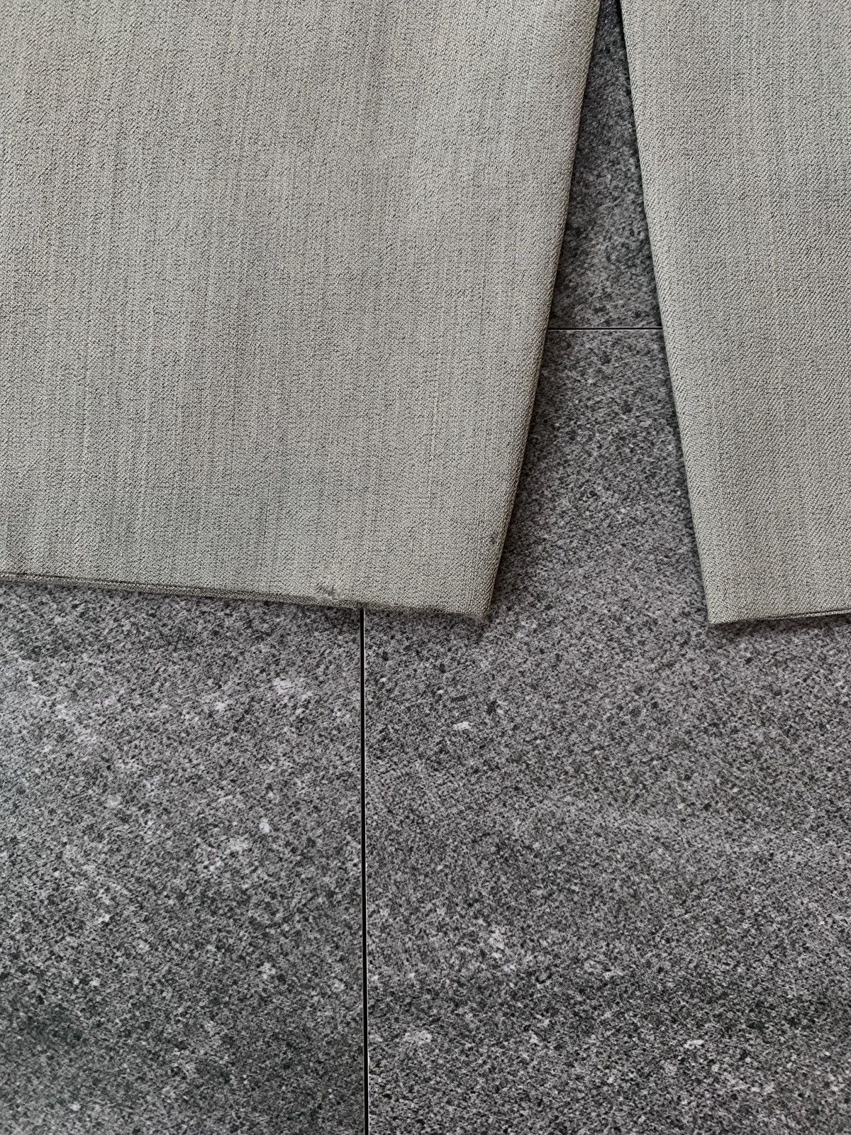 Issey Miyake FREE TAX! 2000s Wool Buckled Waist Trousers - 29” Size US 29 - 8 Thumbnail