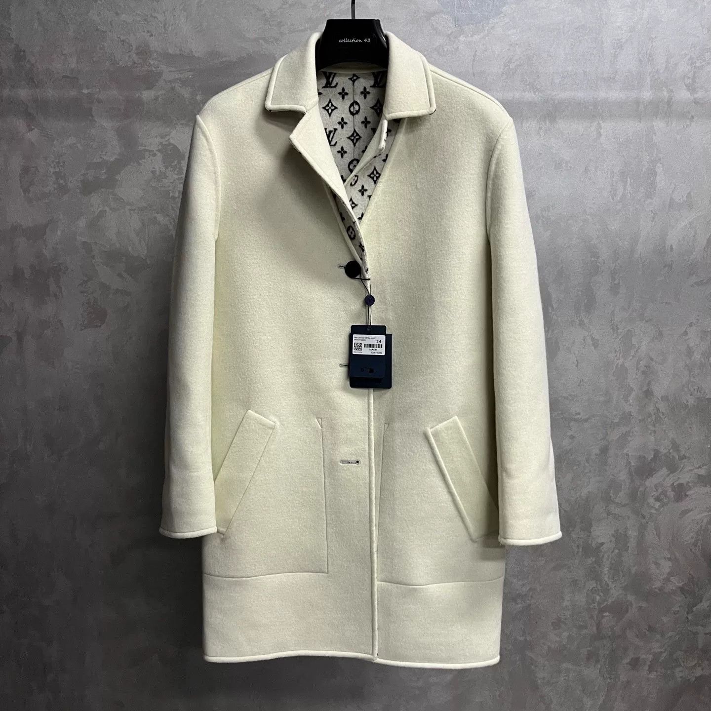 Louis Vuitton Louis Vuitton Double-Sided Beige Coat Size XXS / US 00 / IT 34 - 1 Thumbnail