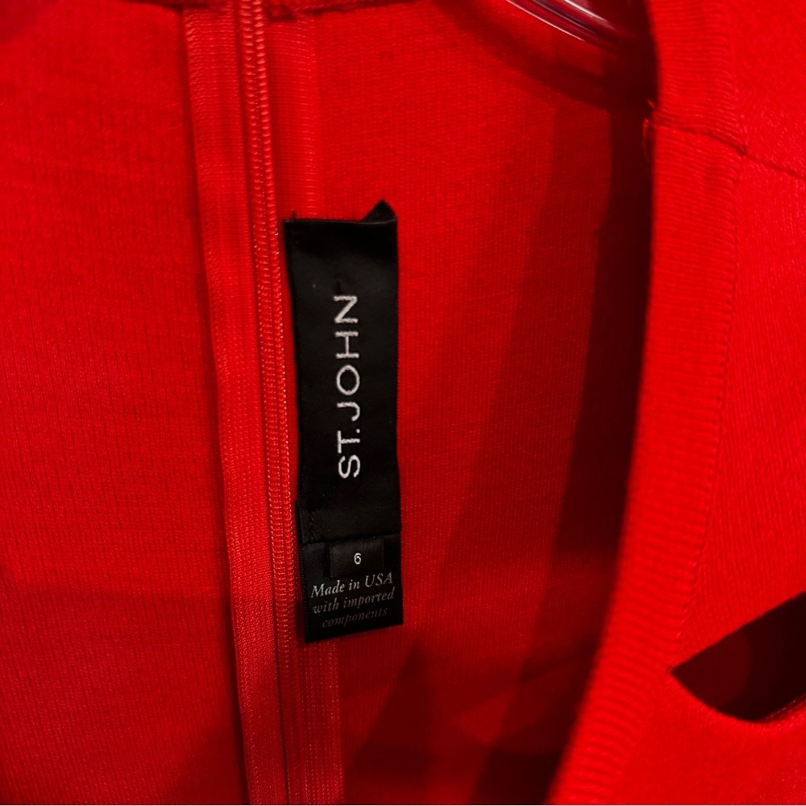 St. John St. John Red Knit Cutout Sheath Cocktail Dress Short Sleeve Size M / US 6-8 / IT 42-44 - 6 Thumbnail