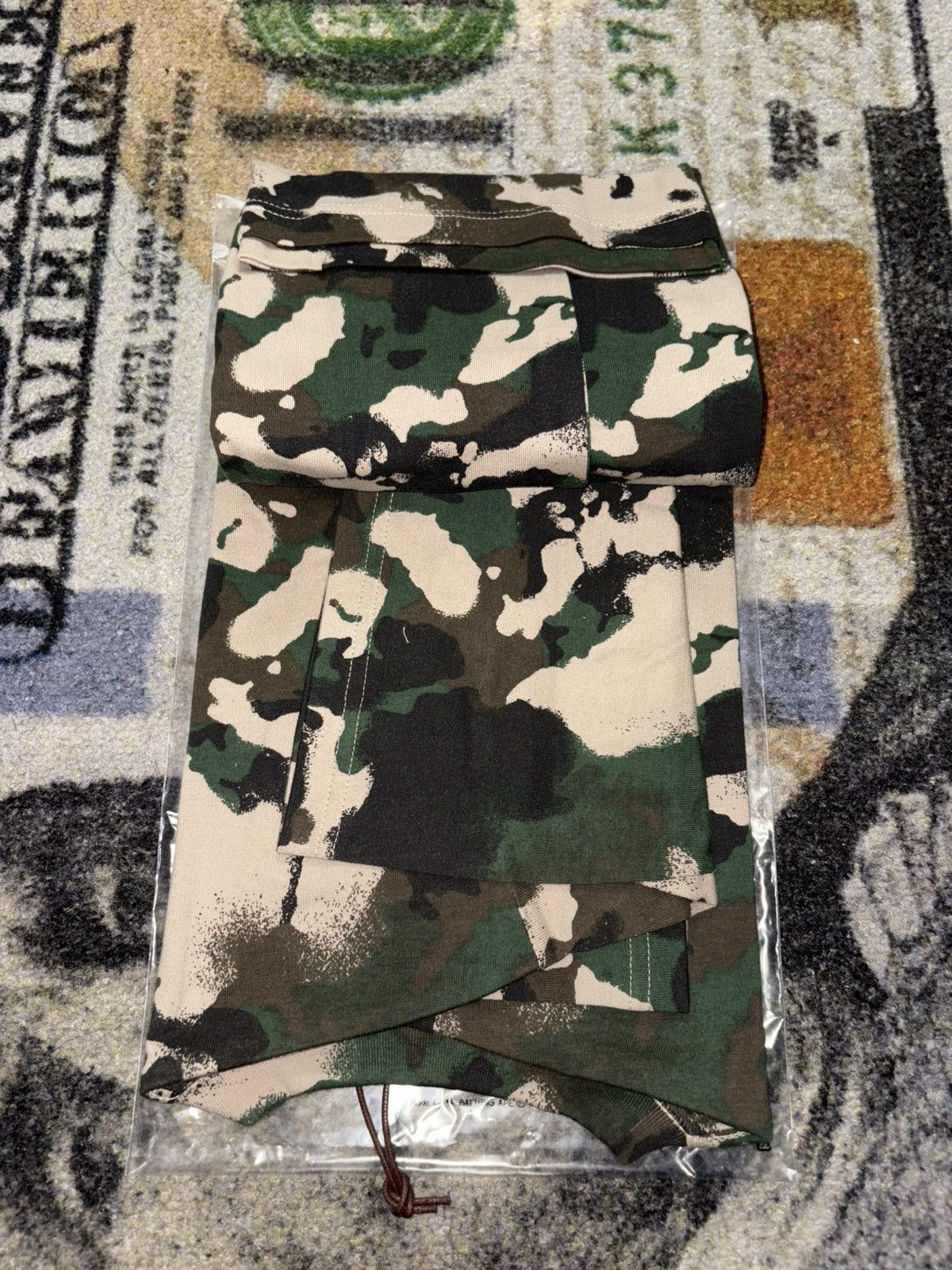 Bape A Bathing Ape Khaki Map Camo Ape Head One Point T-Shirt Size US S / EU 44-46 / 1 - 3 Thumbnail