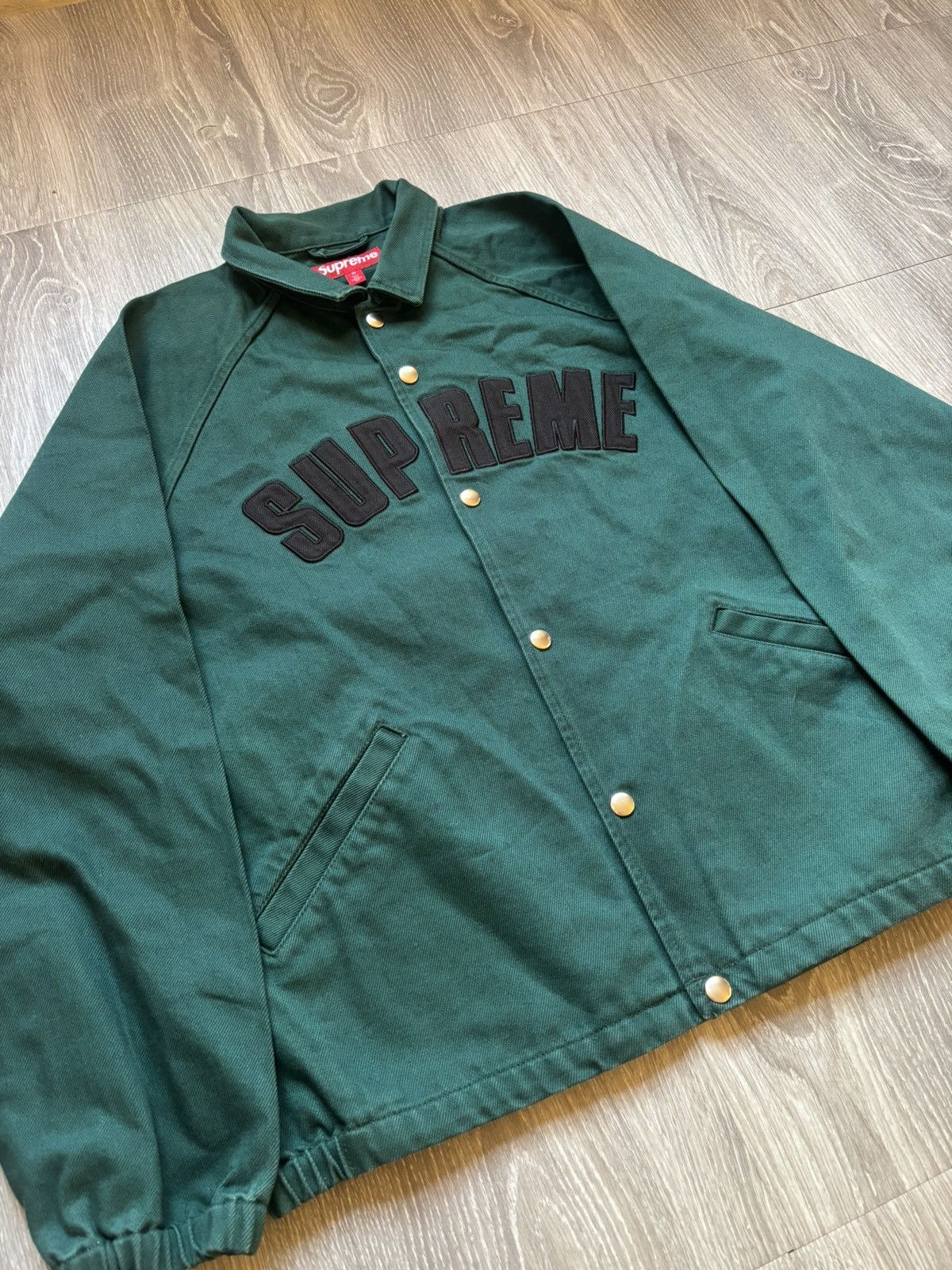 Supreme Supreme Green Arc Logo Coach Jacket SS25 Size US M / EU 48-50 / 2 - 2 Thumbnail