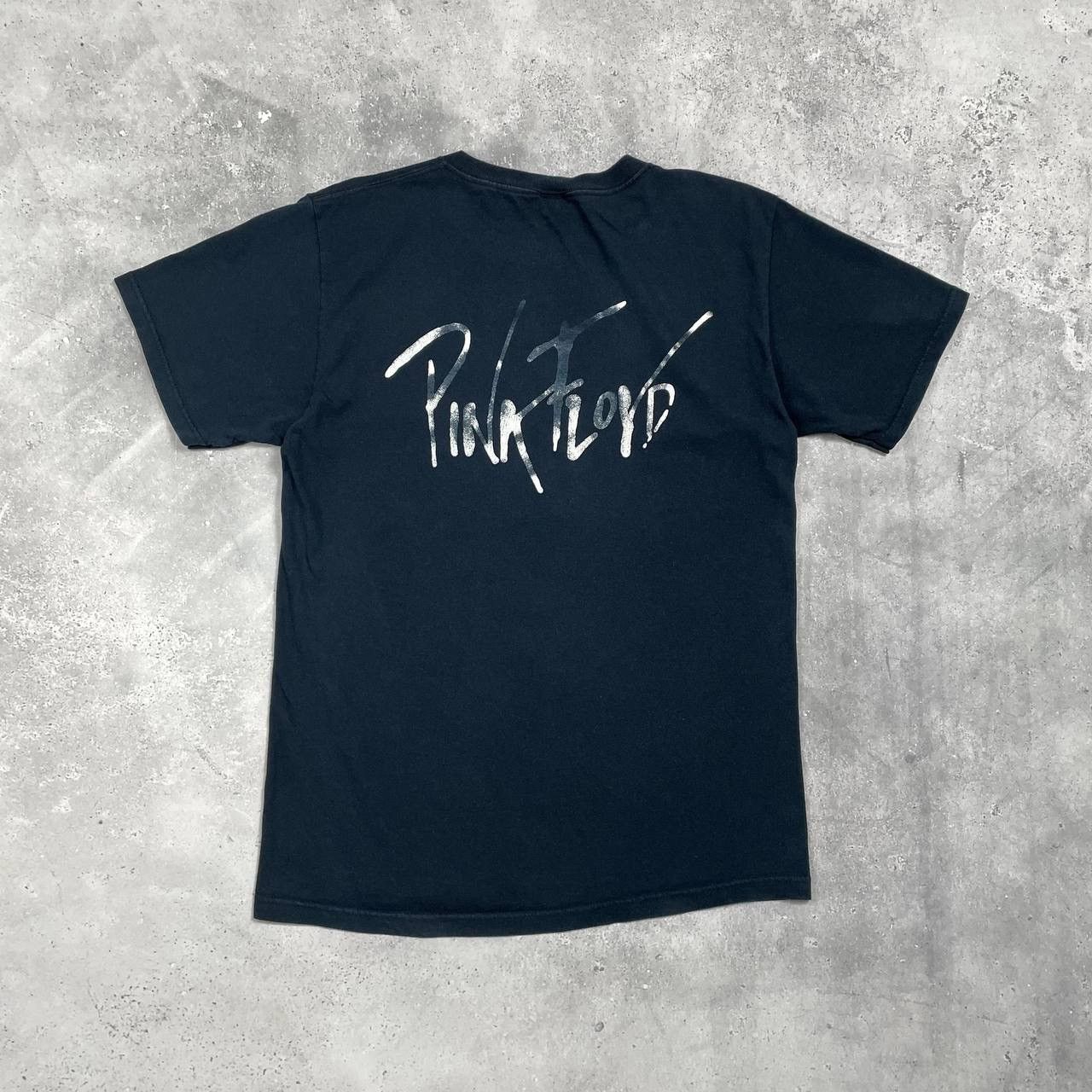 Pink Floyd Vintage 2000s Pink Floyd The Dark Side of the Moon T Shirt M Size US M / EU 48-50 / 2 - 2 Thumbnail