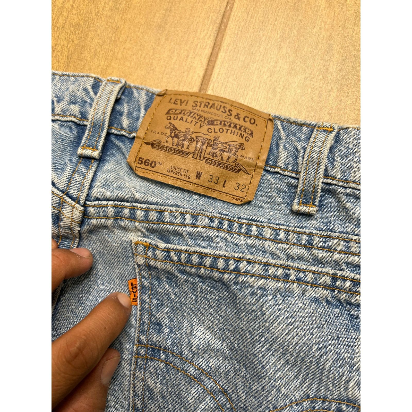 Levi's Vintage Levi’s 560 Loose Fit Tapered Jeans USA 33x32 Orange Size US 33 - 12 Thumbnail