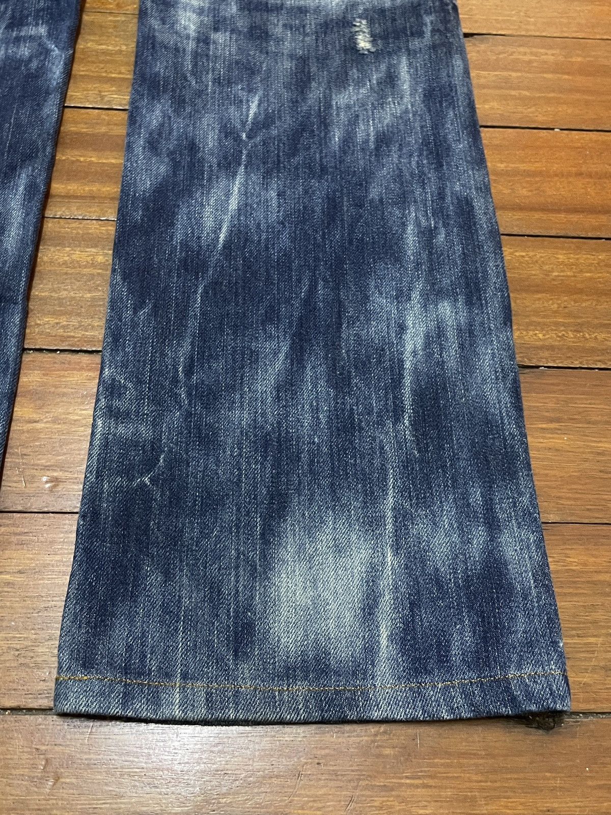 Le Grande Bleu (L.G.B.) Rare Design Vintage Brand Red Pepper Distressed Jeans 1990s Size US 28 / EU 44 - 8 Thumbnail