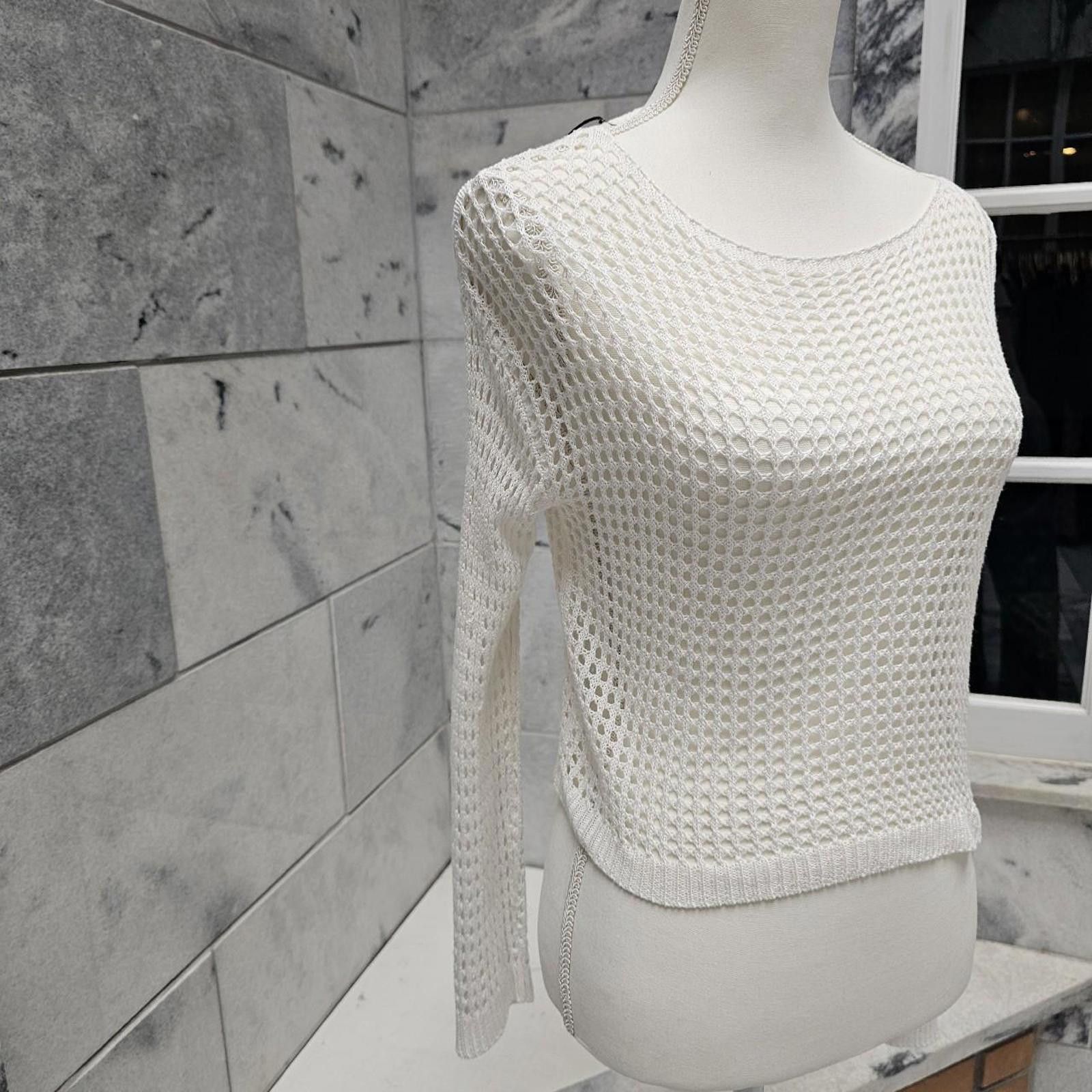 Designer Sincerely Jules for Bandier Women's White Knit Sweater Size S / US 4 / IT 40 - 2 Thumbnail