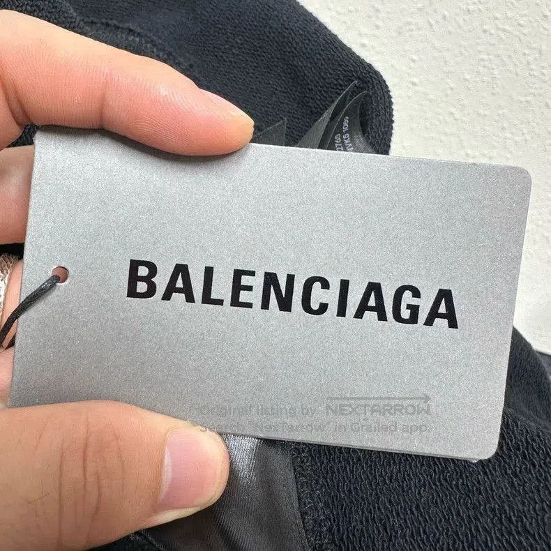 Balenciaga Balenciaga Distressed Logo Zip Jacket. Size US S / EU 44-46 / 1 - 5 Thumbnail