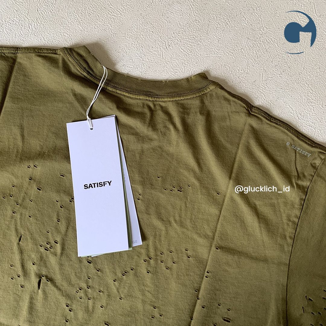 Satisfy Satisfy, MothTech Tee in Sun Bleached Military Olive Size US S / EU 44-46 / 1 - 5 Thumbnail
