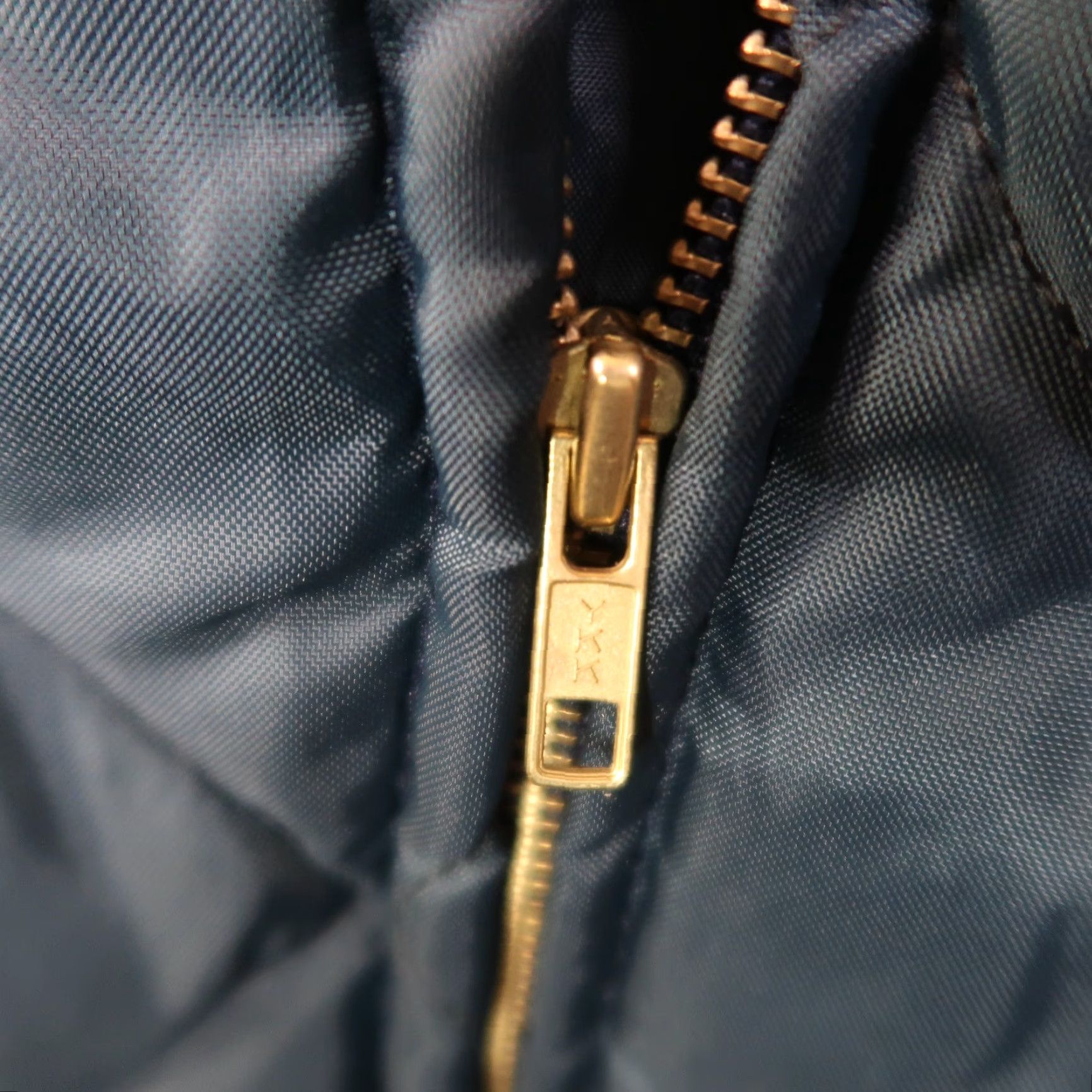 Vintage VINTAGE Samco Bomber Jacket Short Quilted Nylon 2XL Blue USA Men’s 80s 90s Classic Size US XXL / EU 58 / 5 - 4 Thumbnail