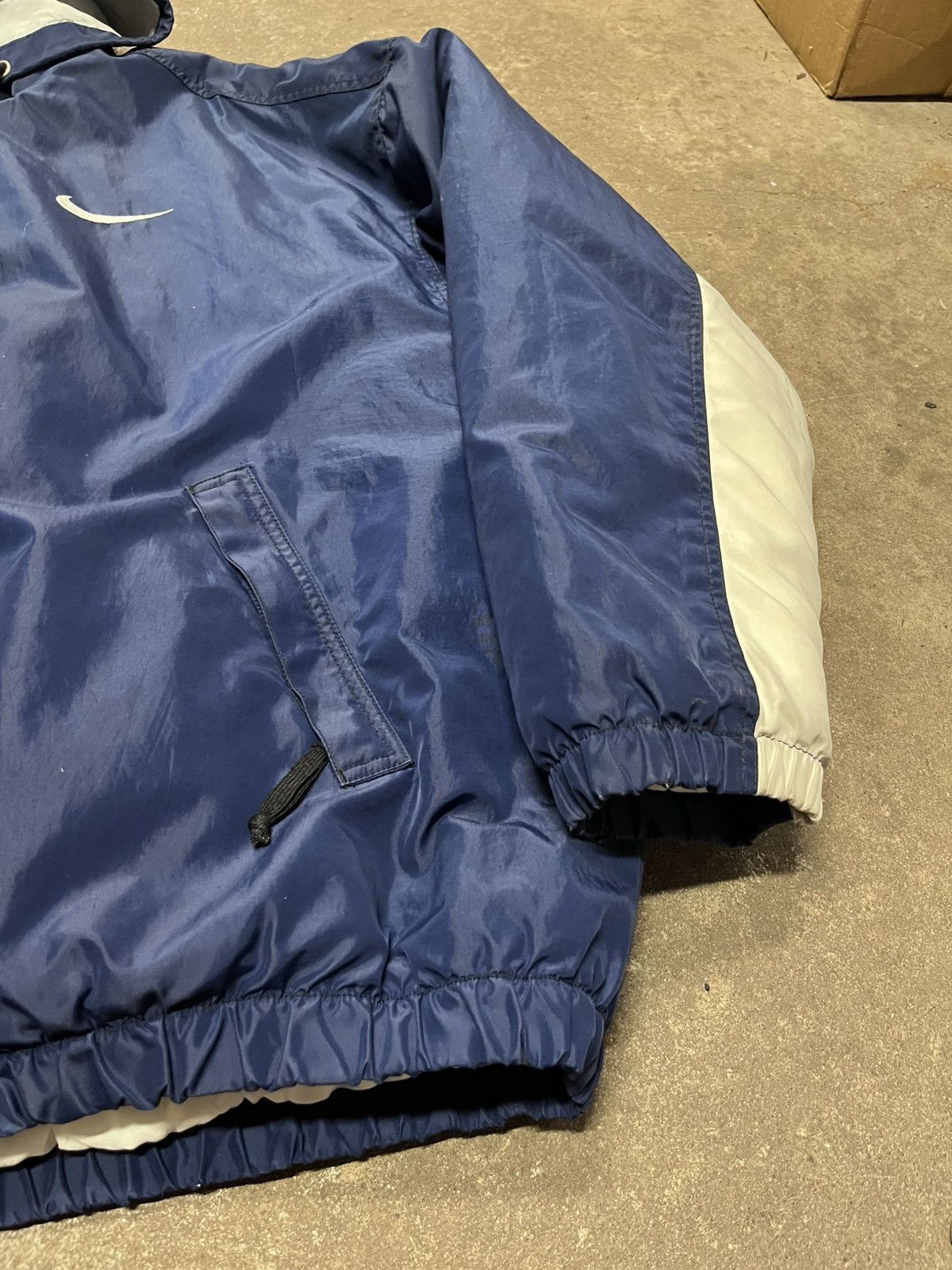 Nike Vintage Nike Puffer 90’s Spell Out Big Logo Swoosh Jacket Size US XL / EU 56 / 4 - 3 Thumbnail