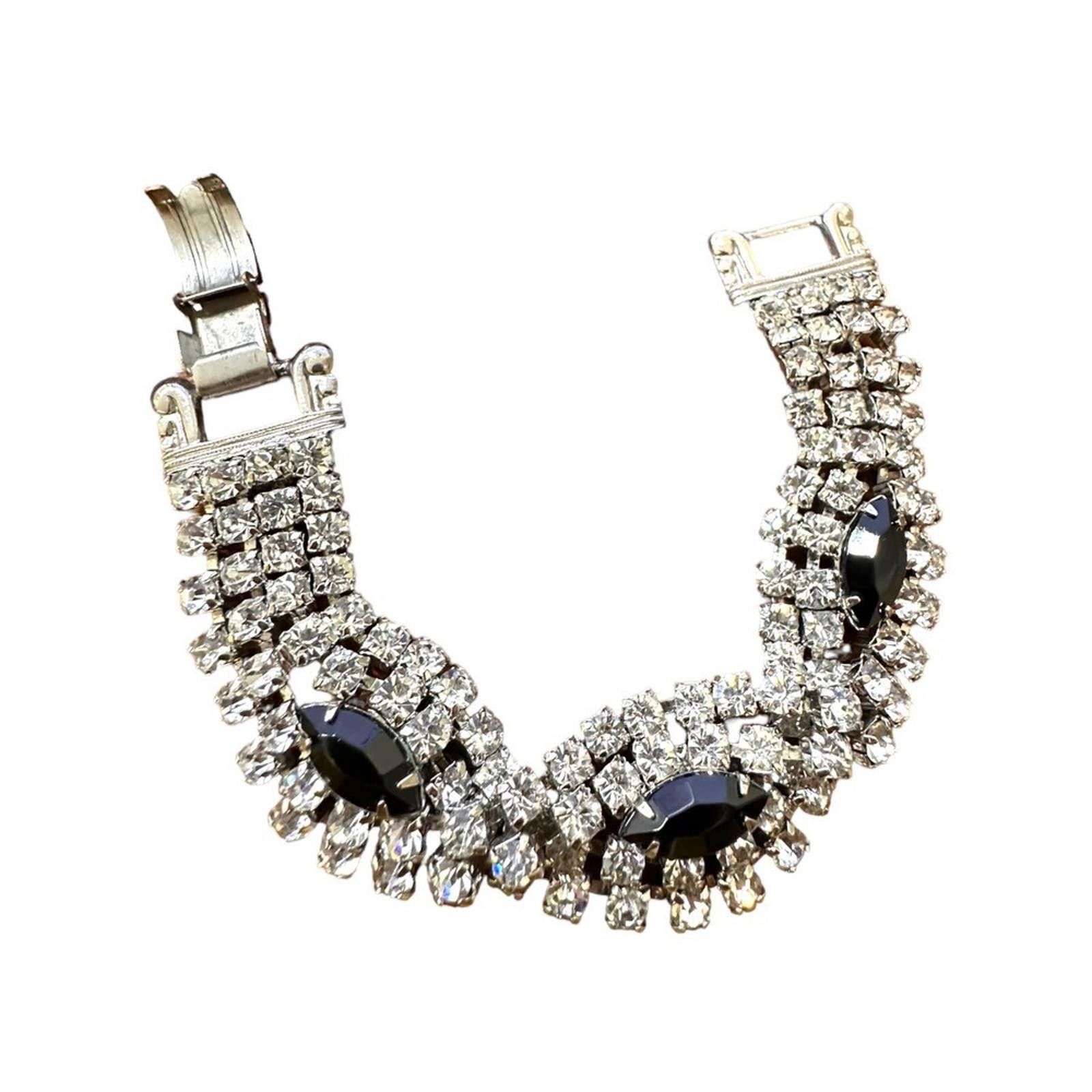 Vintage Unsigned Vintage Blue and Clear Rhinestone Bracelet Size ONE SIZE - 5 Thumbnail