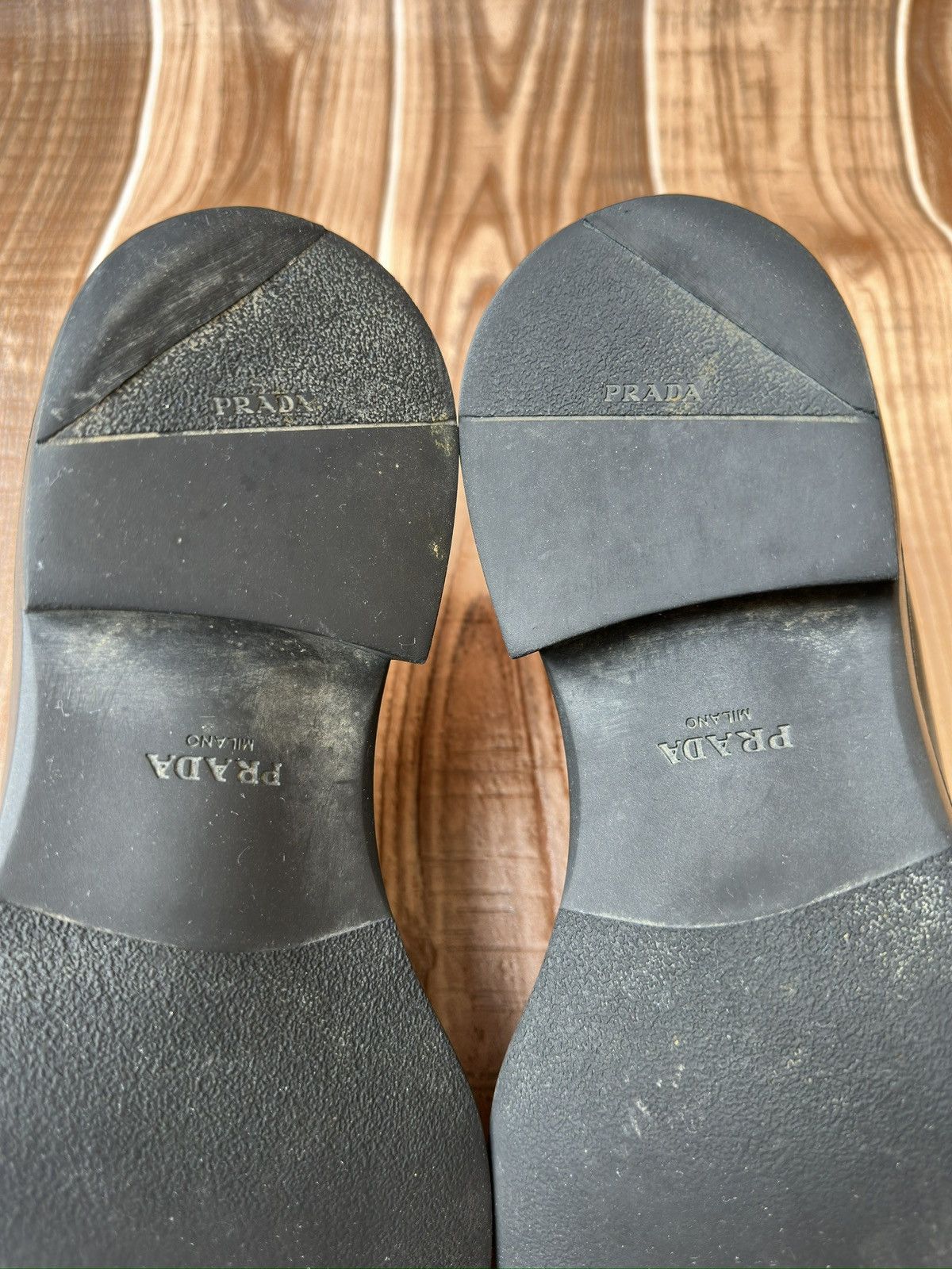 Prada Prada Brushed Leather Logo Loafers Size US 7.5 / EU 40-41 - 19 Thumbnail