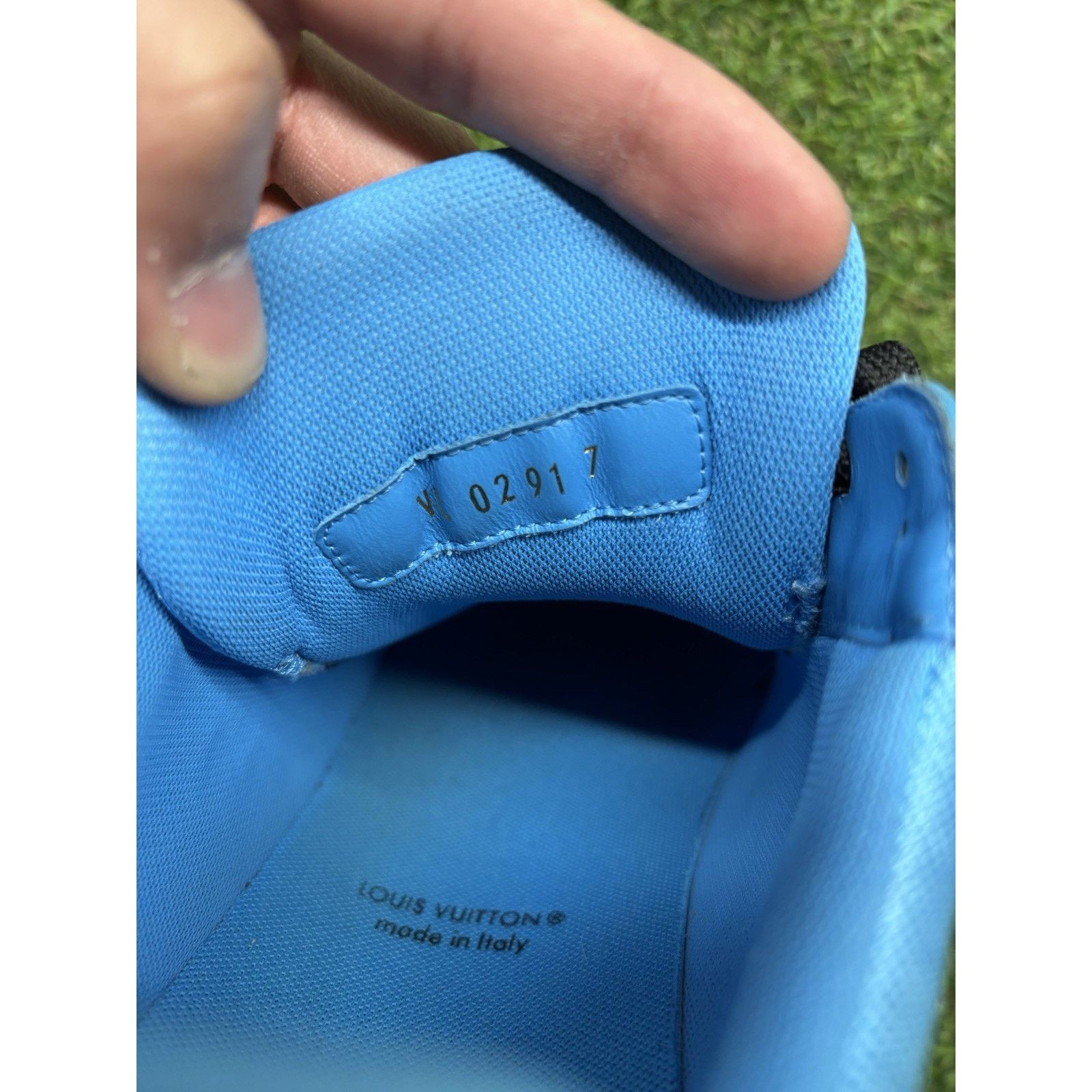 Louis Vuitton 8-8.5 US Louis Vuitton Trainer ' Blue Black ' | SUPER CLEAN! Size US 8 / EU 41 - 16 Thumbnail