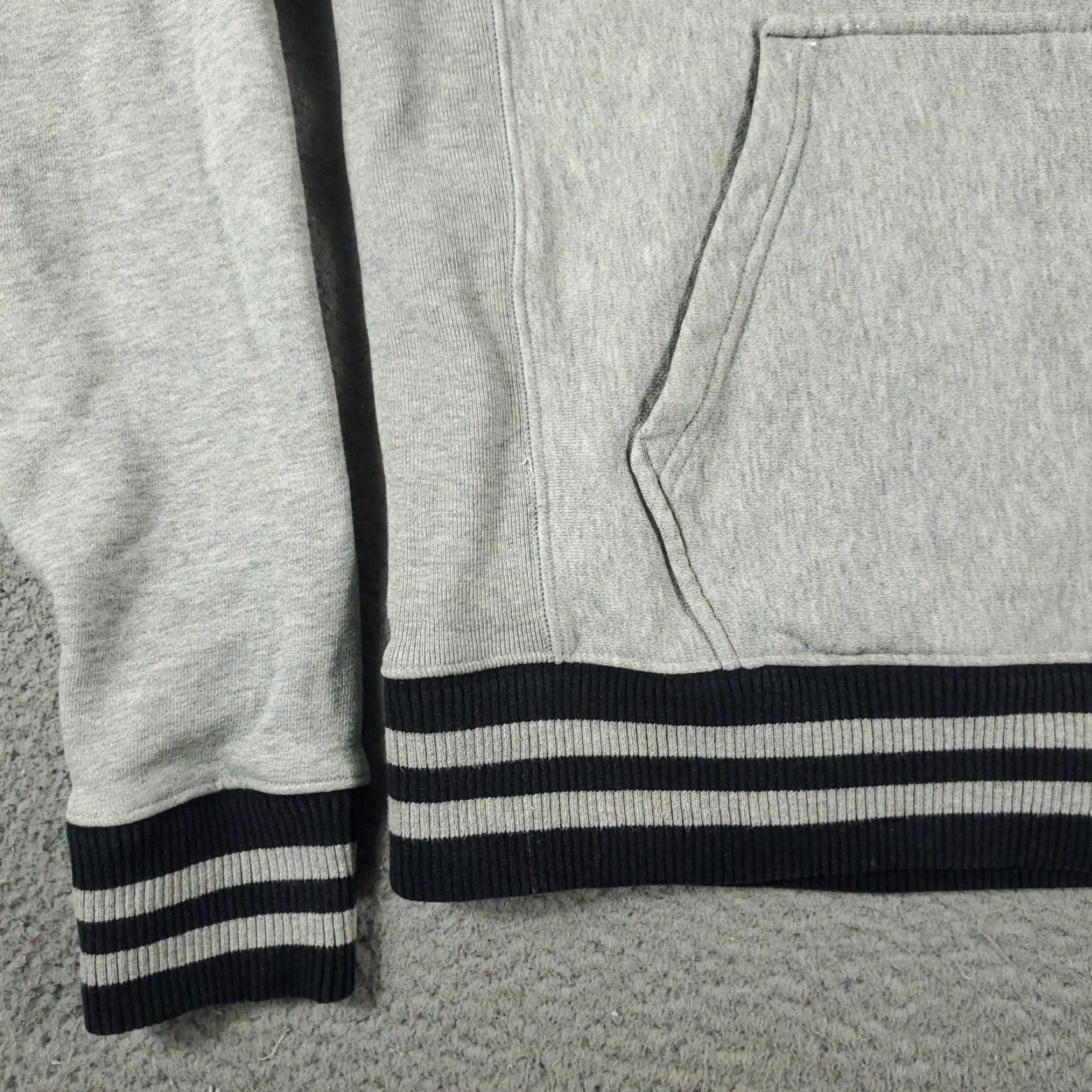 Champion Champion Hoodie Mens Medium Gray Pullover Sweatshirt - Long Sleeve, Mock Neck, Adjustable, Sports Size US M / EU 48-50 / 2 - 3 Thumbnail