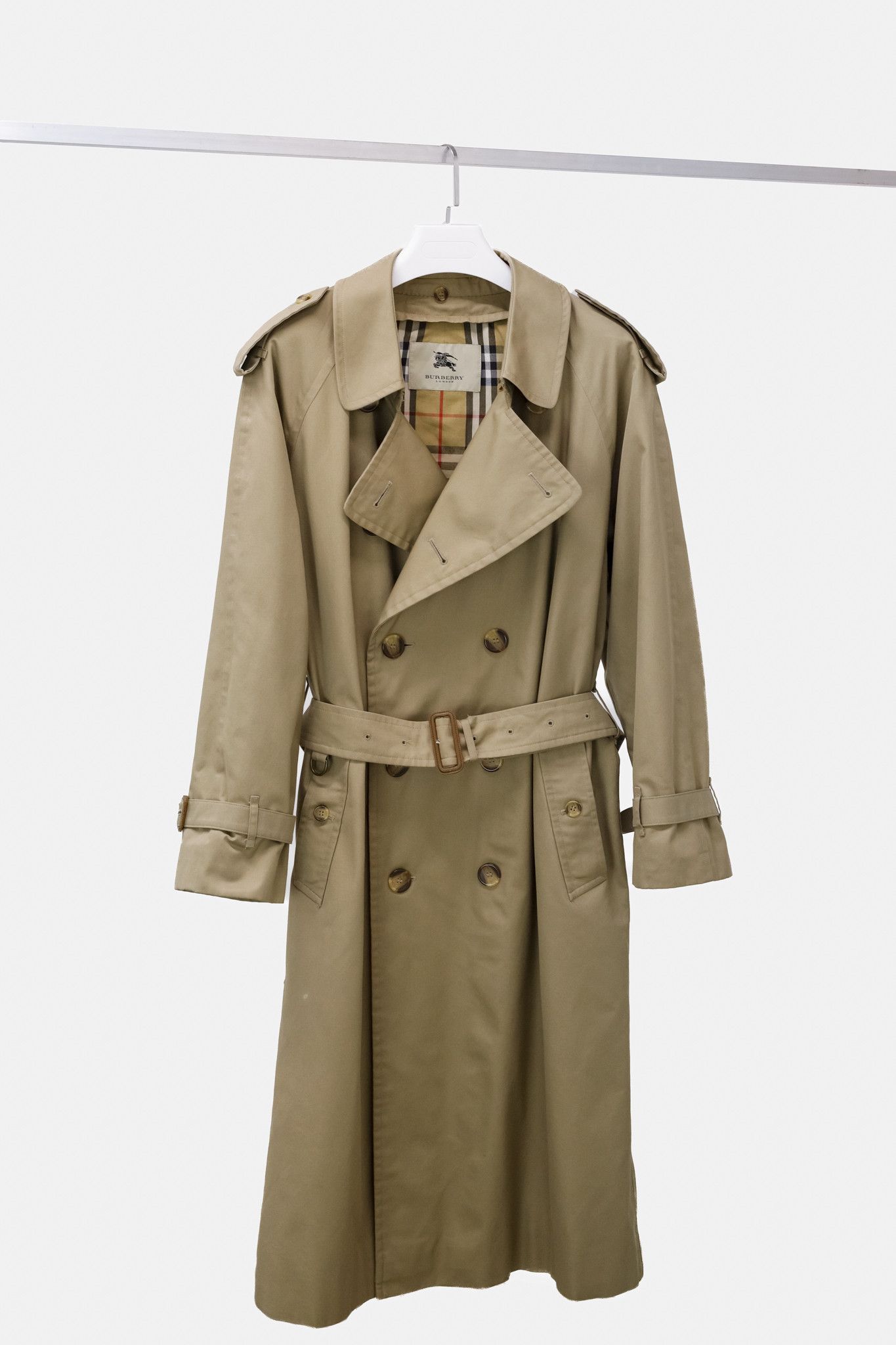 image of Burberry Waterloo Trench Coat in Beige, Women's (Size Medium)