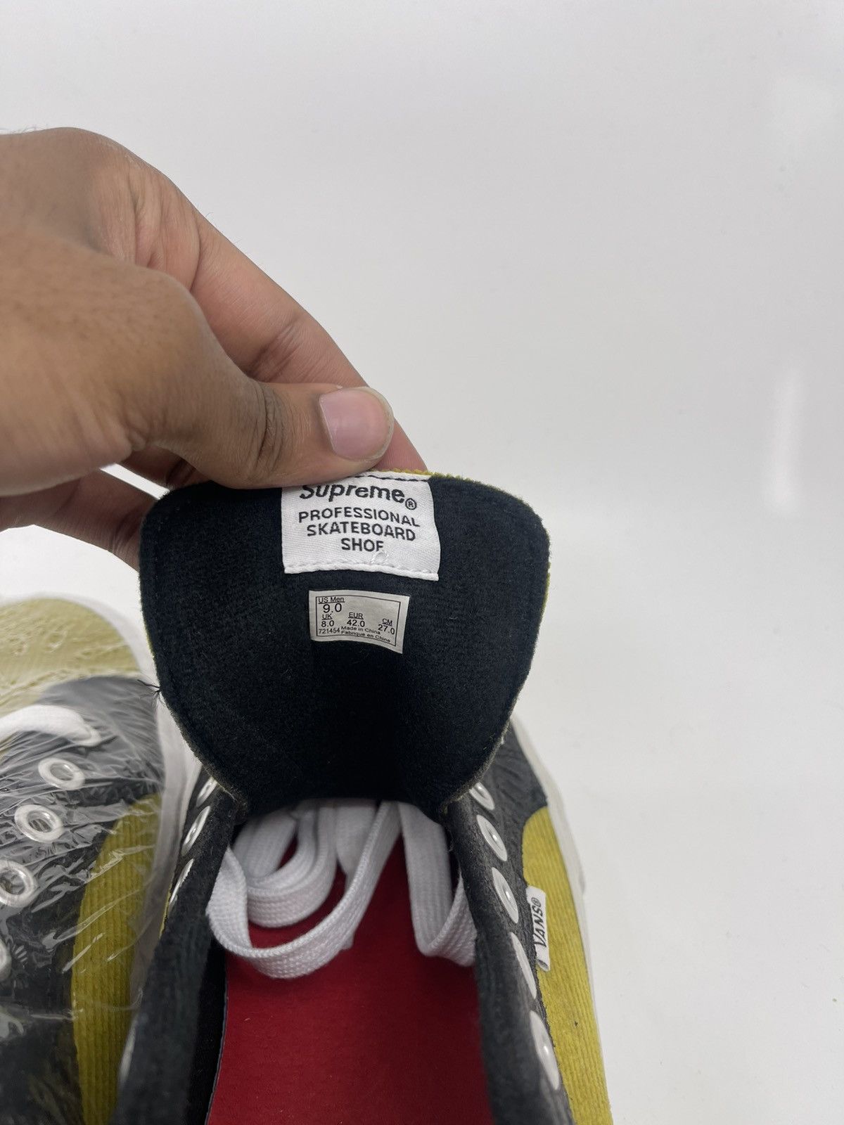 Supreme × Vans Size 9 - VANS Supreme x Lampin Pro Croc Corduroy Size US 9 / EU 42 - 4 Thumbnail