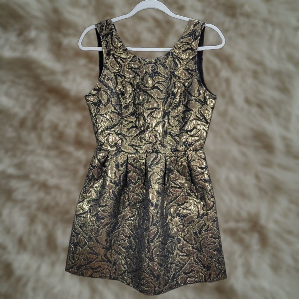 BB Dakota BB Dakota Jack Black Gold Metallic Mini Dress Fit & Flare Sleeveless Size 4 Party Cocktail Womens Style: Metal, Cotton Polyester Satin? Size S / US 4 / IT 40 - 1 Thumbnail