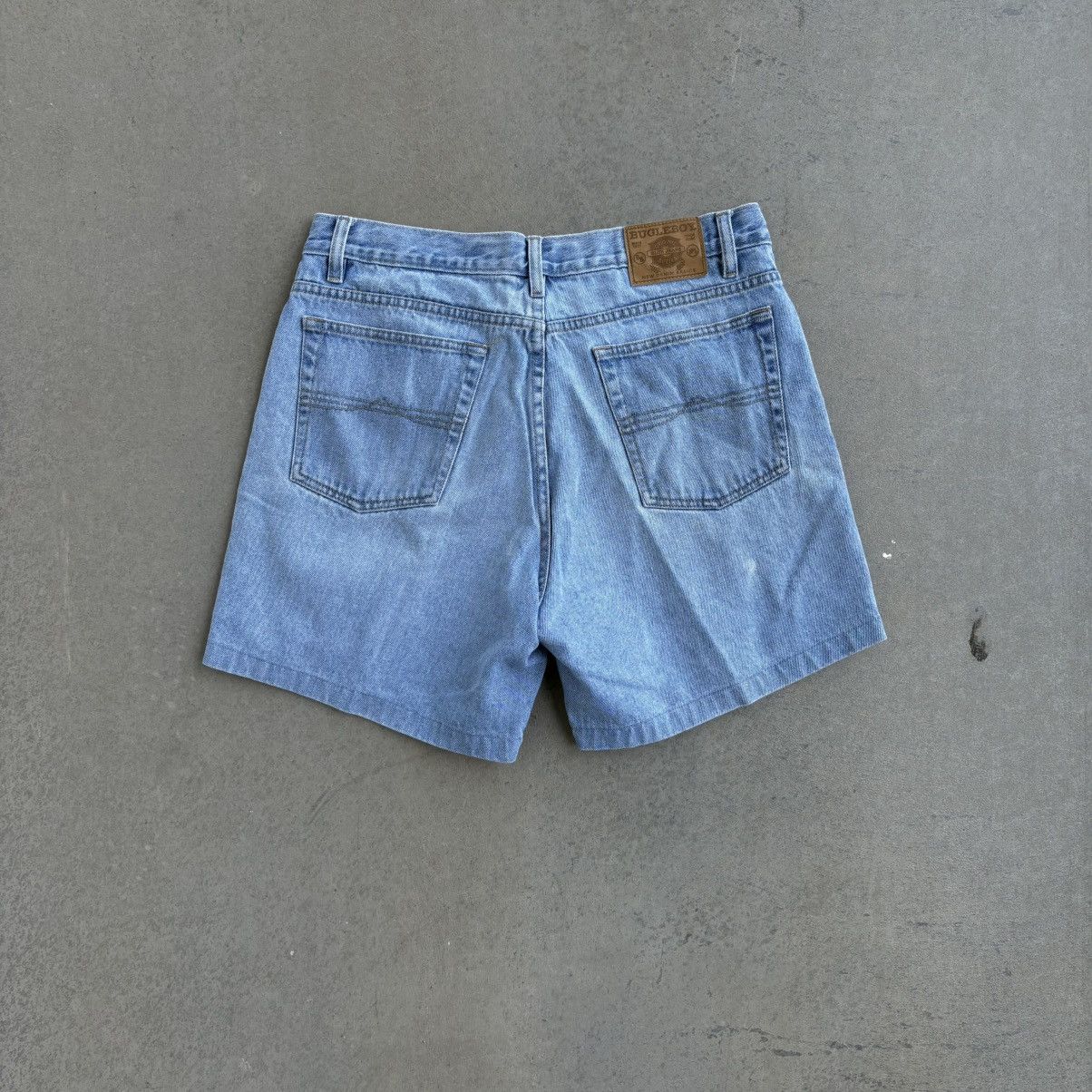 Bugle Boy Vintage 90's Bugle Boy Light Blue Denim Jean Shorts Jorts 33 Size US 33 - 1 Thumbnail