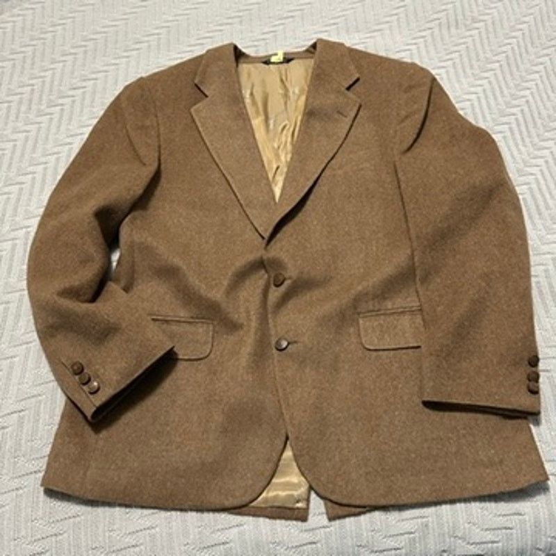 Burberry Vintage Burberry tan camel hair two button blazer size 44R Size 44R - 1 Thumbnail
