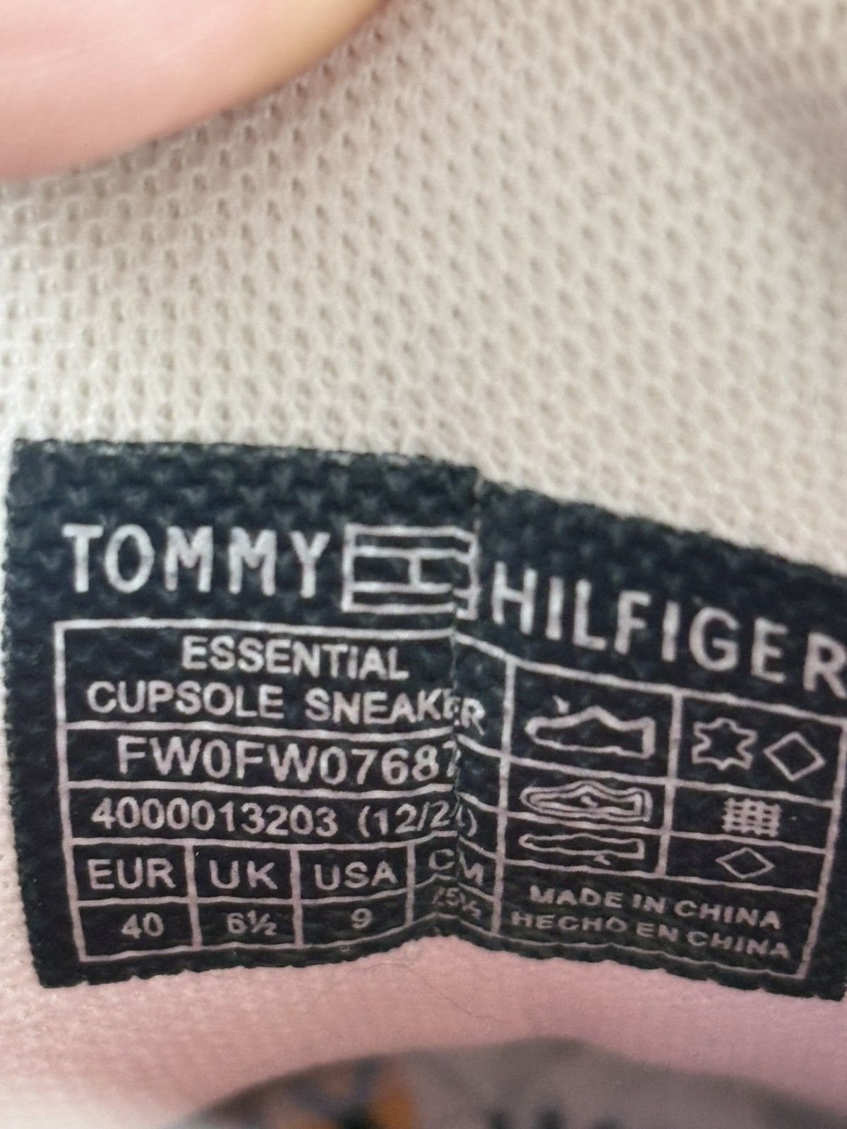 Tommy Hilfiger Tommy Hilfiger Essential Cupsole men's sneaker shoes size 40 Size US 7 / EU 40 - 8 Thumbnail
