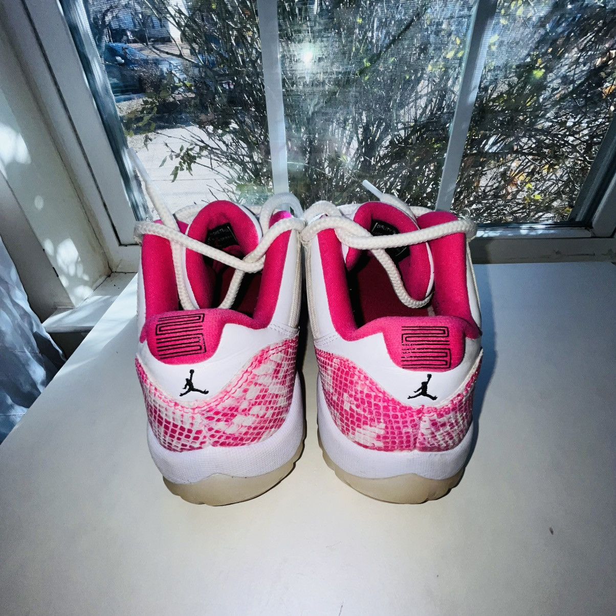 Jordan Brand Jordan11 RetroLow pink-snakeskin Size US 8.5 / IT 38.5 - 4 Thumbnail