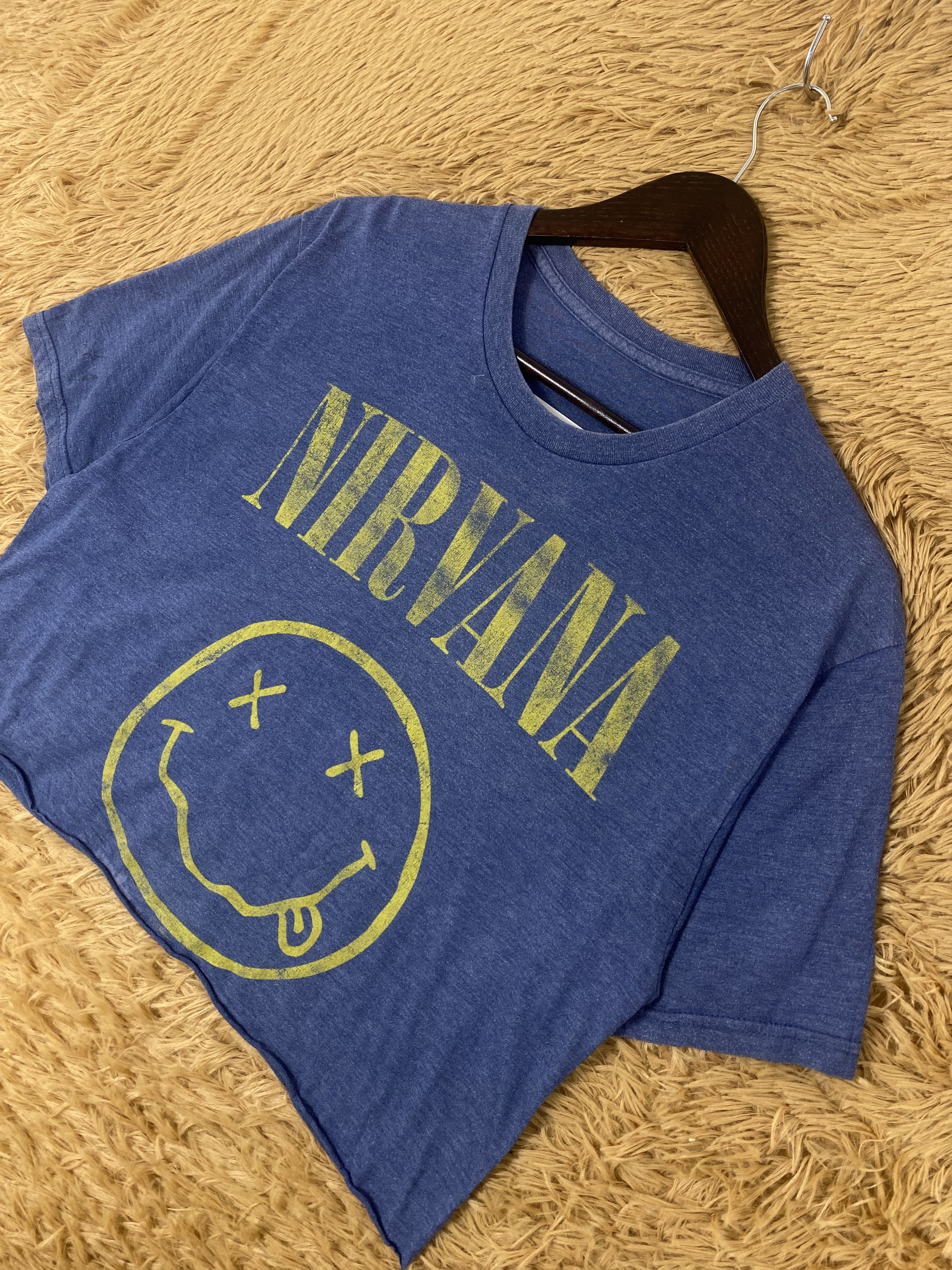 Nirvana Vintage Nirvana Distressed T-Shirts Size US S / EU 44-46 / 1 - 2 Thumbnail