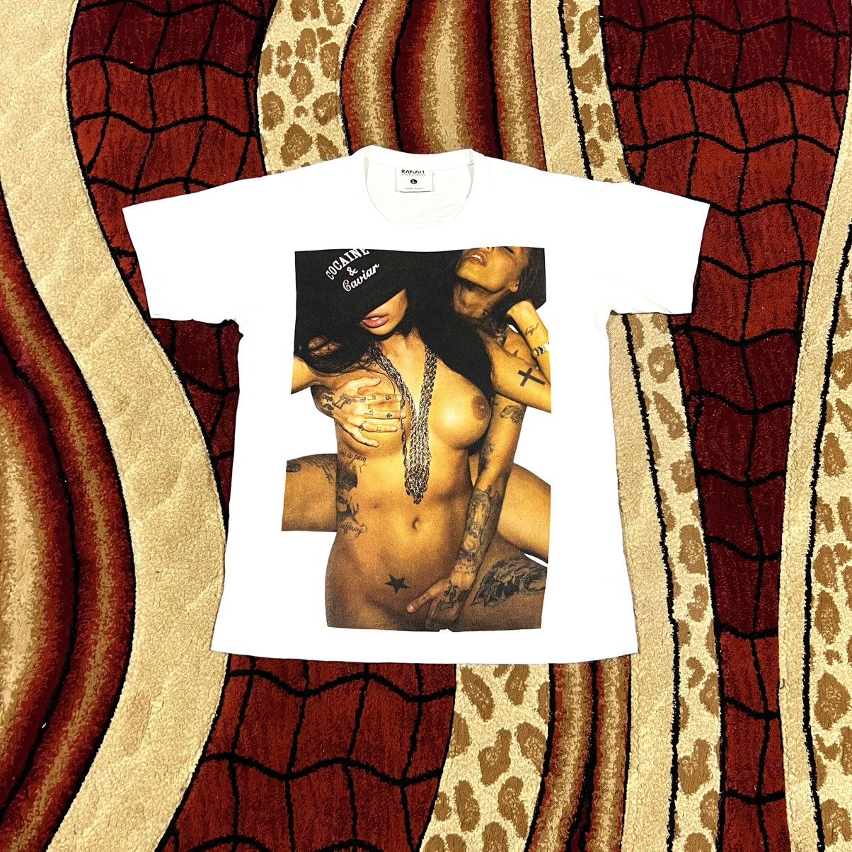 Naked & Famous Vintage Raygirl & Rayguy Lesbian Sexs and Nudes girl T Shirt Size US L / EU 52-54 / 3 - 1 Thumbnail