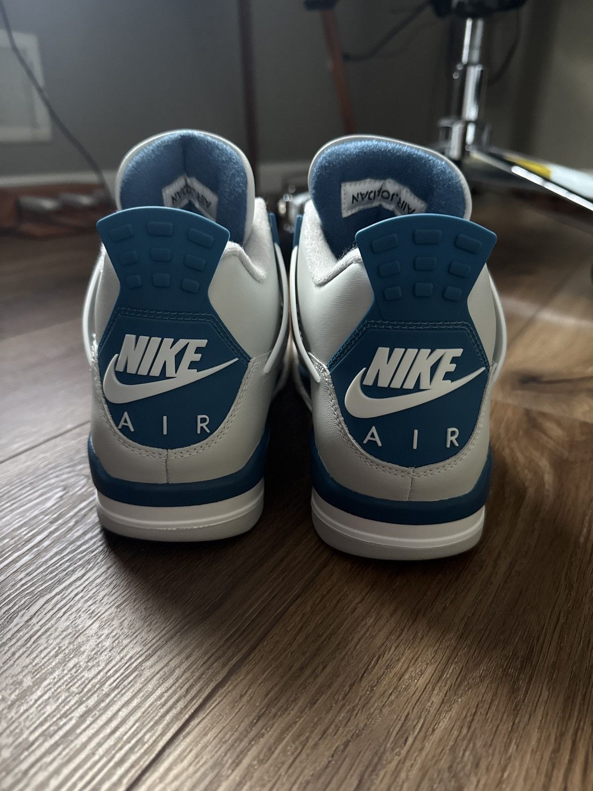Nike Jordan 4 Military Size US 9 / EU 42 - 5 Thumbnail