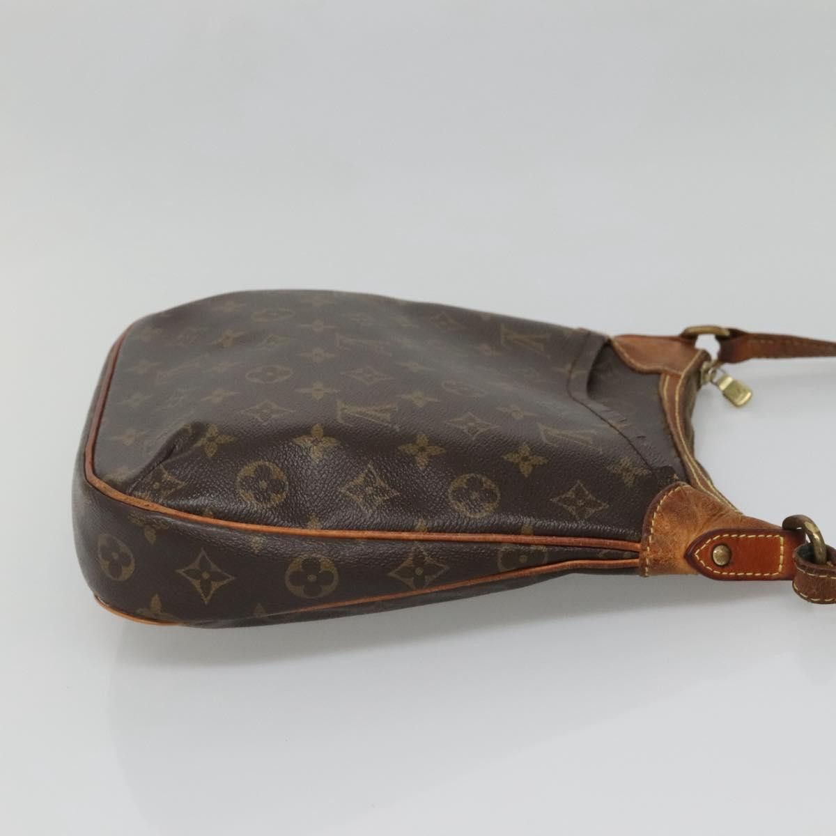 Louis Vuitton LOUIS VUITTON Monogram Odeon PM Shoulder Bag M56390 Size ONE SIZE - 5 Thumbnail