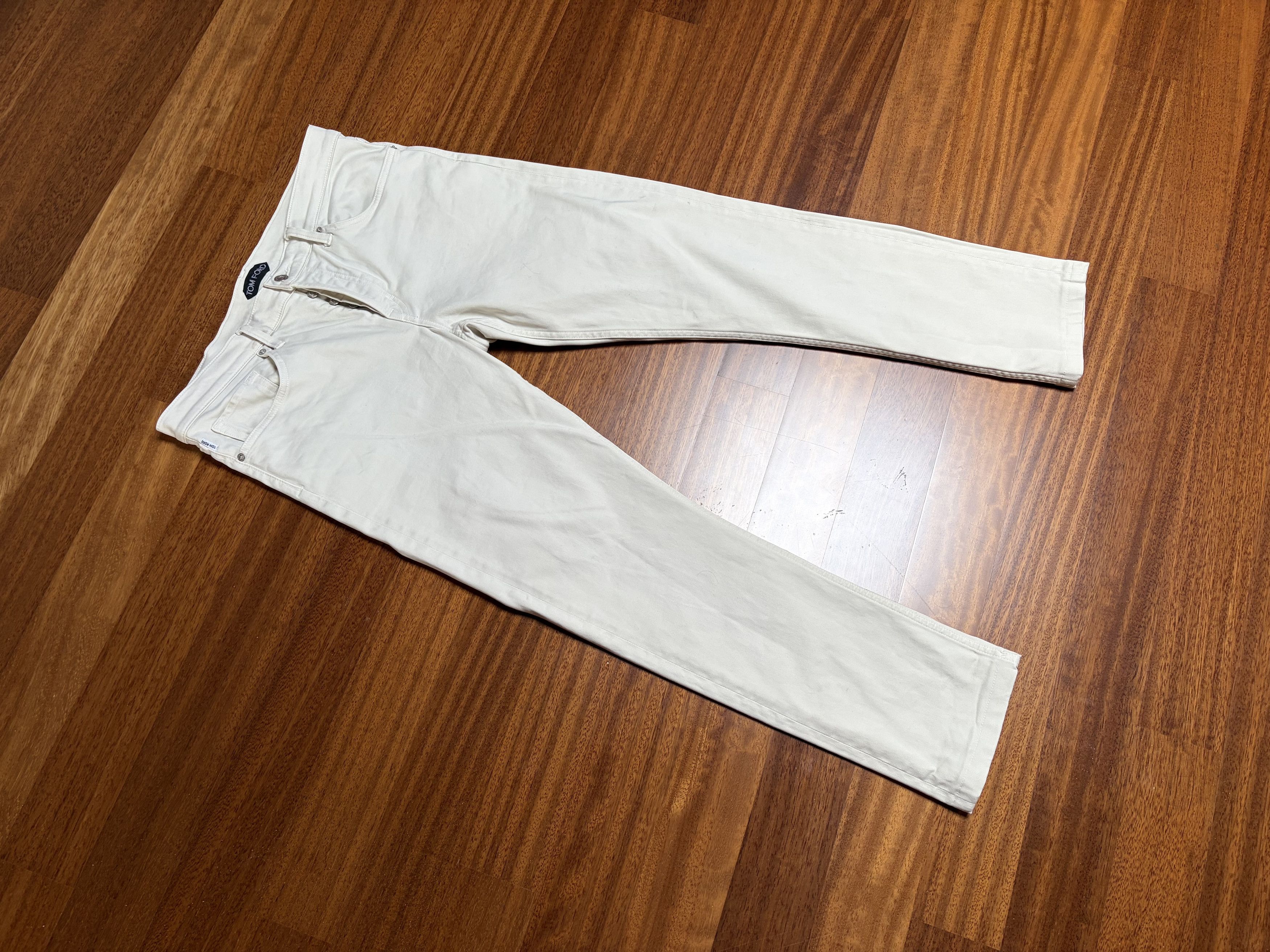 Tom Ford Beige Clean Compact Twill Slim Fit 5 Pocket Trouser Size US 34 / EU 50 - 2 Thumbnail
