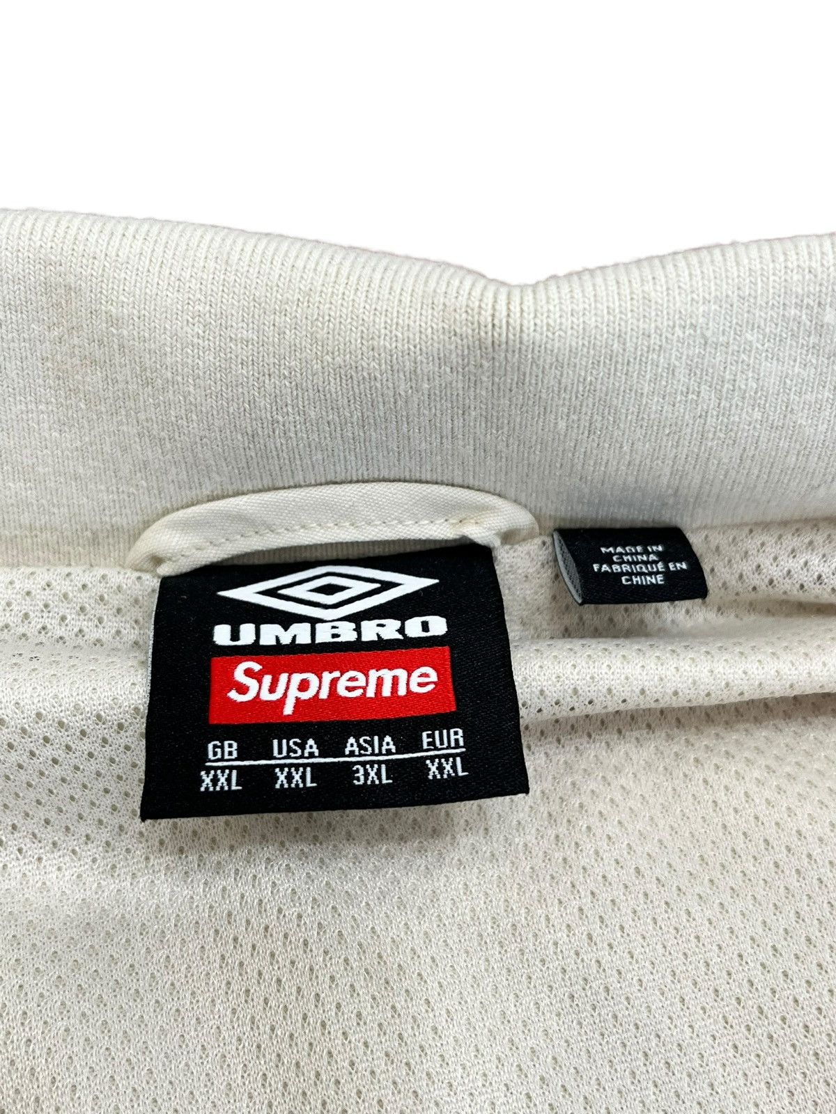 Supreme Supreme Umbro Cotton Ripstop Track Jacket Cream Size US XXL / EU 58 / 5 - 4 Thumbnail