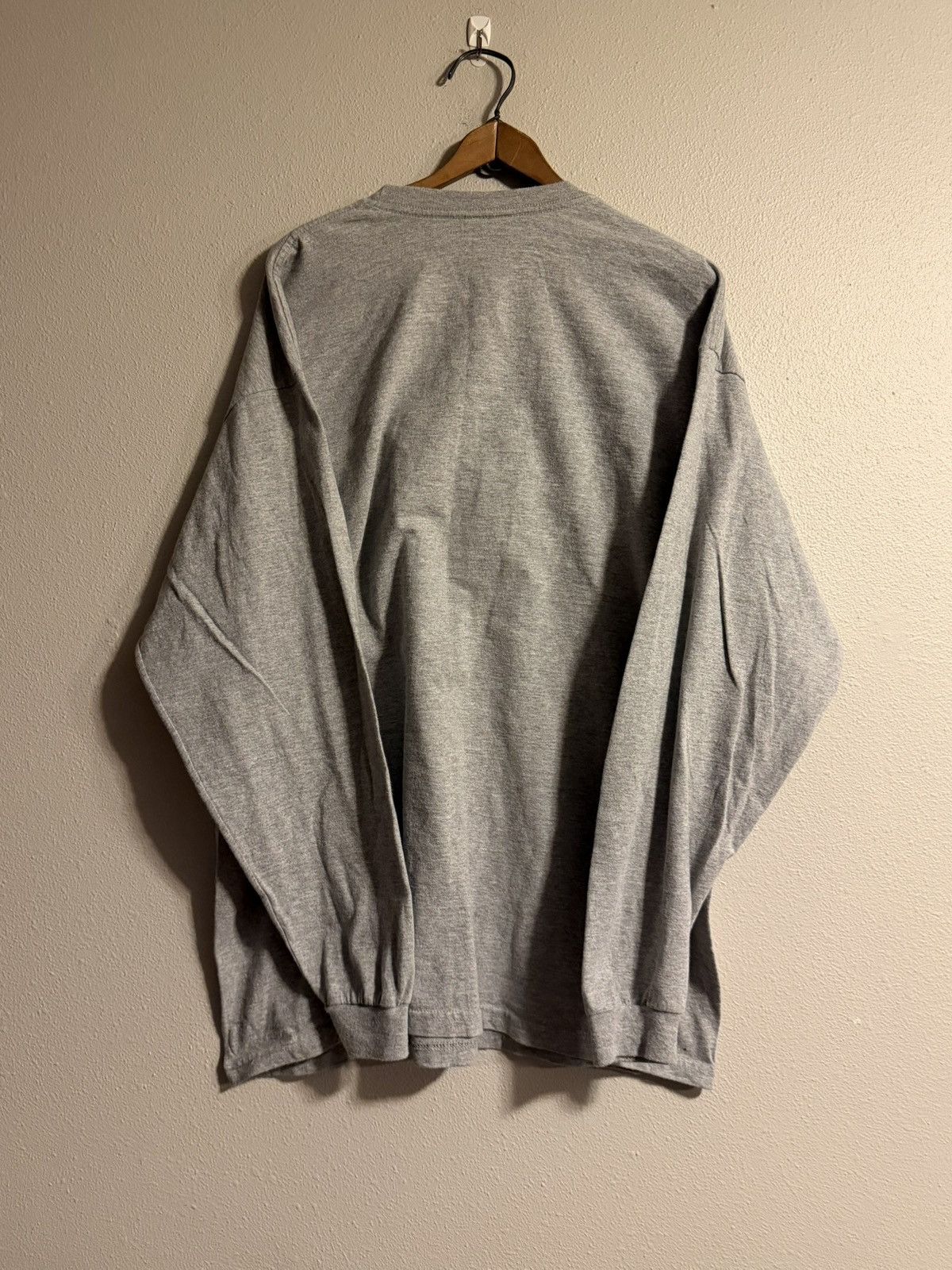 Nike vtg y2k nike long sleeve cotton shirt xl 2000s silver tag Size US XL / EU 56 / 4 - 4 Thumbnail