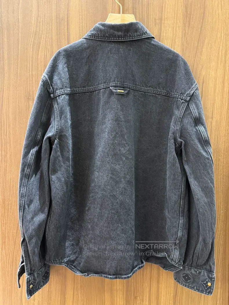Louis Vuitton Louis Vuitton Embossed logo denim jacket Size US L / EU 52-54 / 3 - 2 Thumbnail