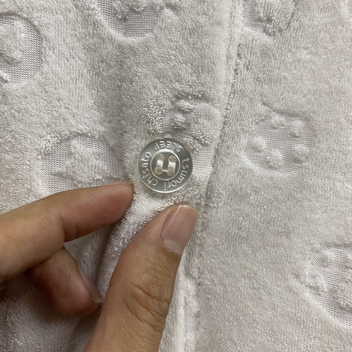 Issey Miyake Issey Miyake Tsumori Chisato Sleep Button Shirt Embossed Size US L / EU 52-54 / 3 - 8 Thumbnail