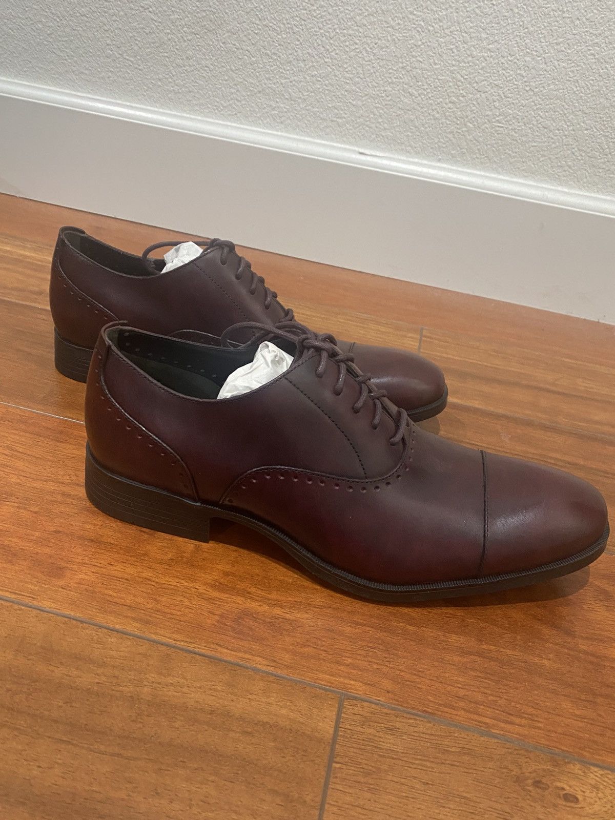 Cole Haan Cole Haan - Cap Toe Oxford - Cordovan - US 9.5 Size US 9.5 / EU 42-43 - 2 Thumbnail