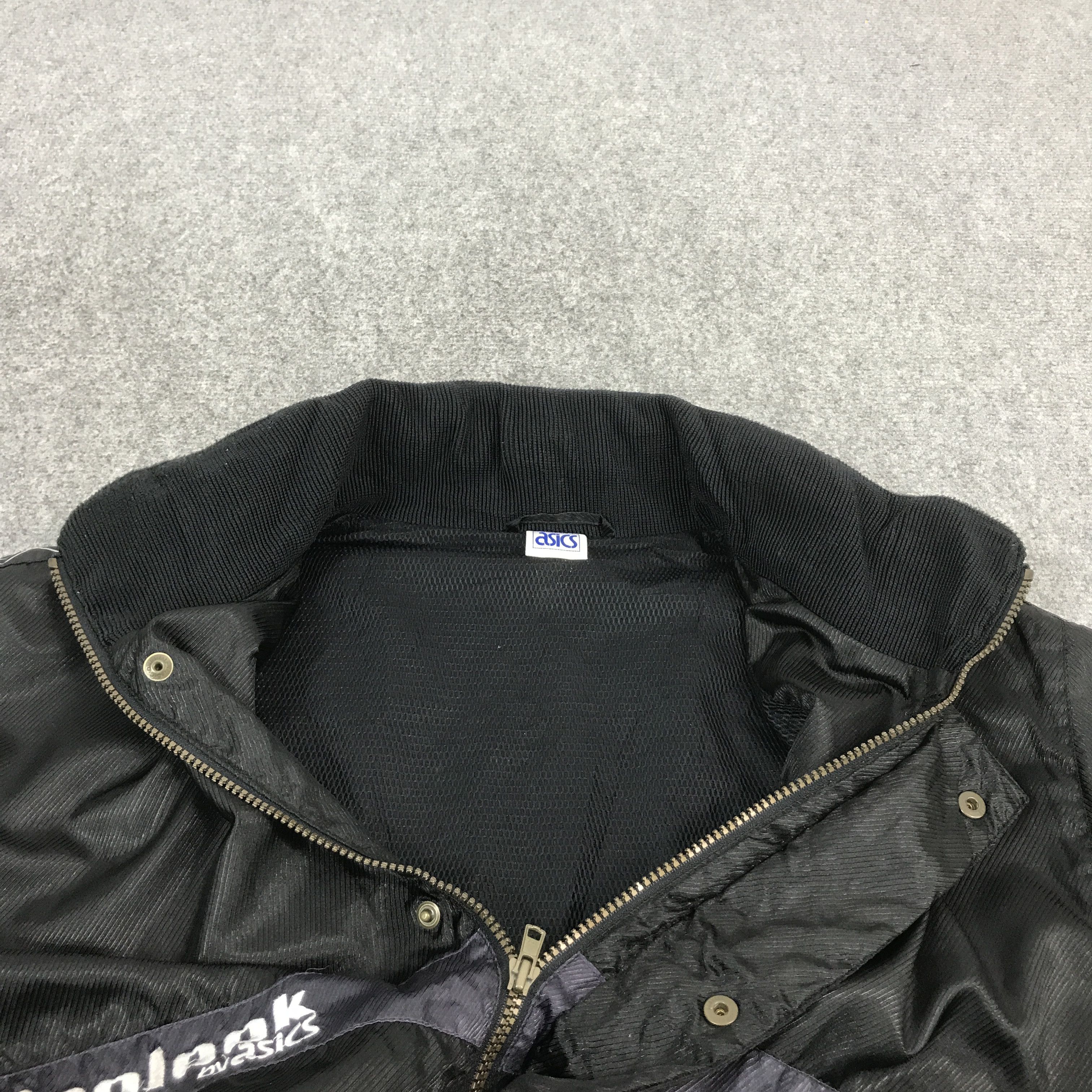 Asics × Japanese Brand Vtg Asics prolook sports zipper jacket Size US L / EU 52-54 / 3 - 5 Thumbnail