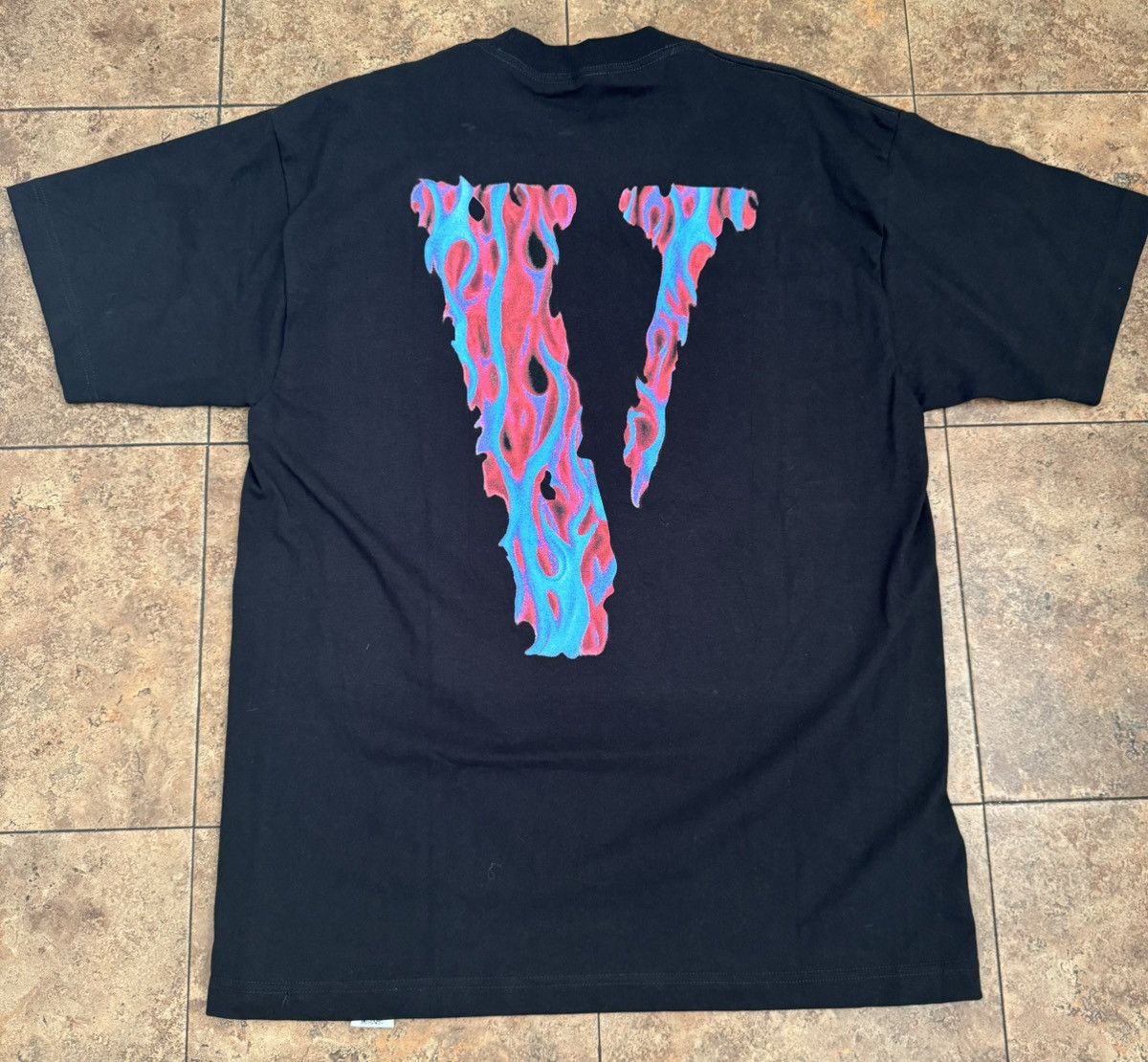Vlone Vlone Skull T shirt Size US L / EU 52-54 / 3 - 3 Thumbnail