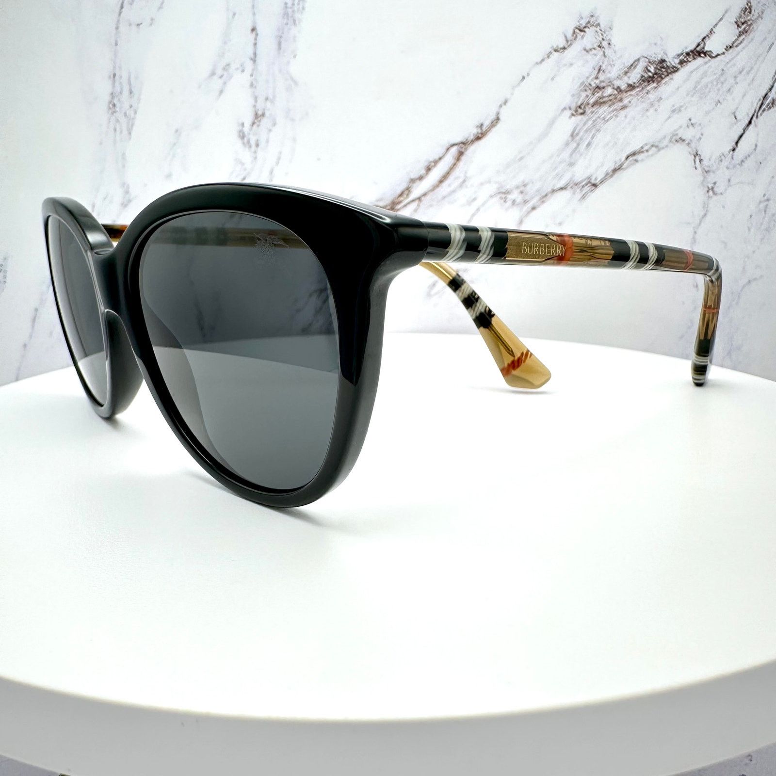 New Burberry Sunglasses Black Round Pantos Frame Checkered