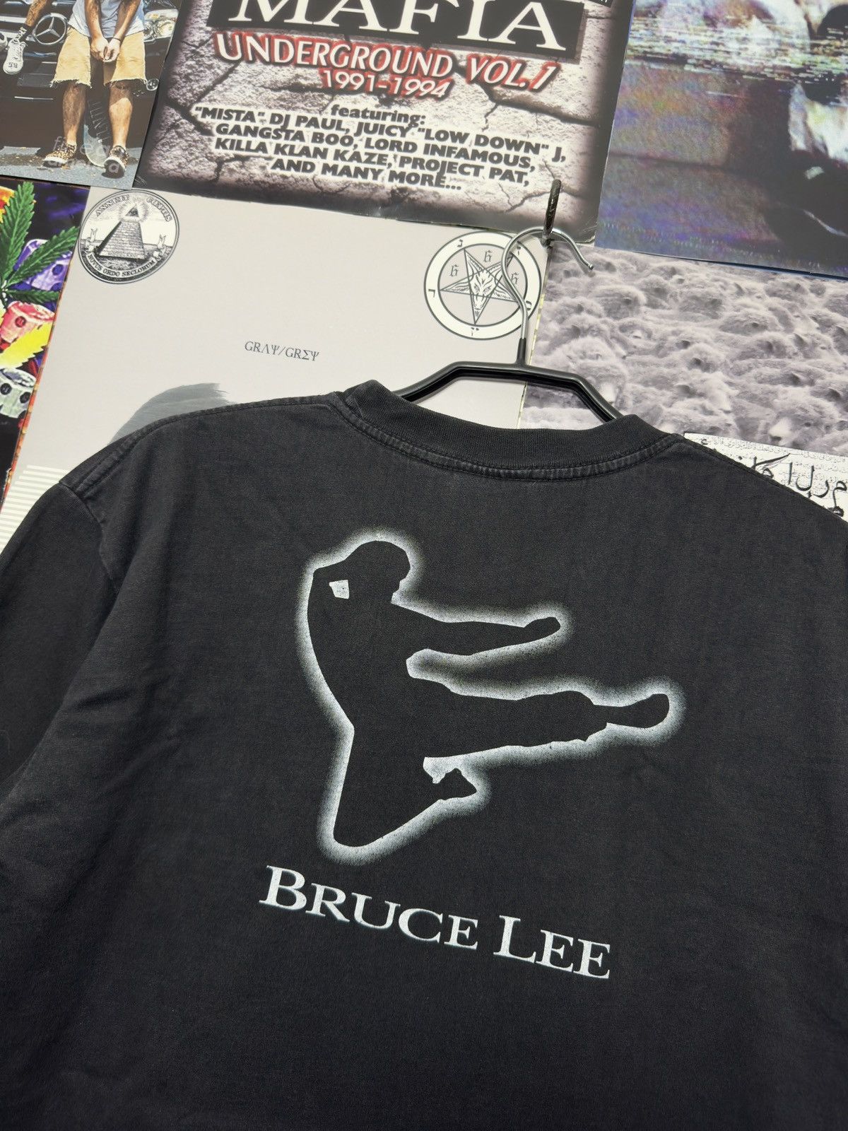 Vintage Vintage Bruce Lee Thunder 90s Tee Shirt Size US XL / EU 56 / 4 - 7 Thumbnail