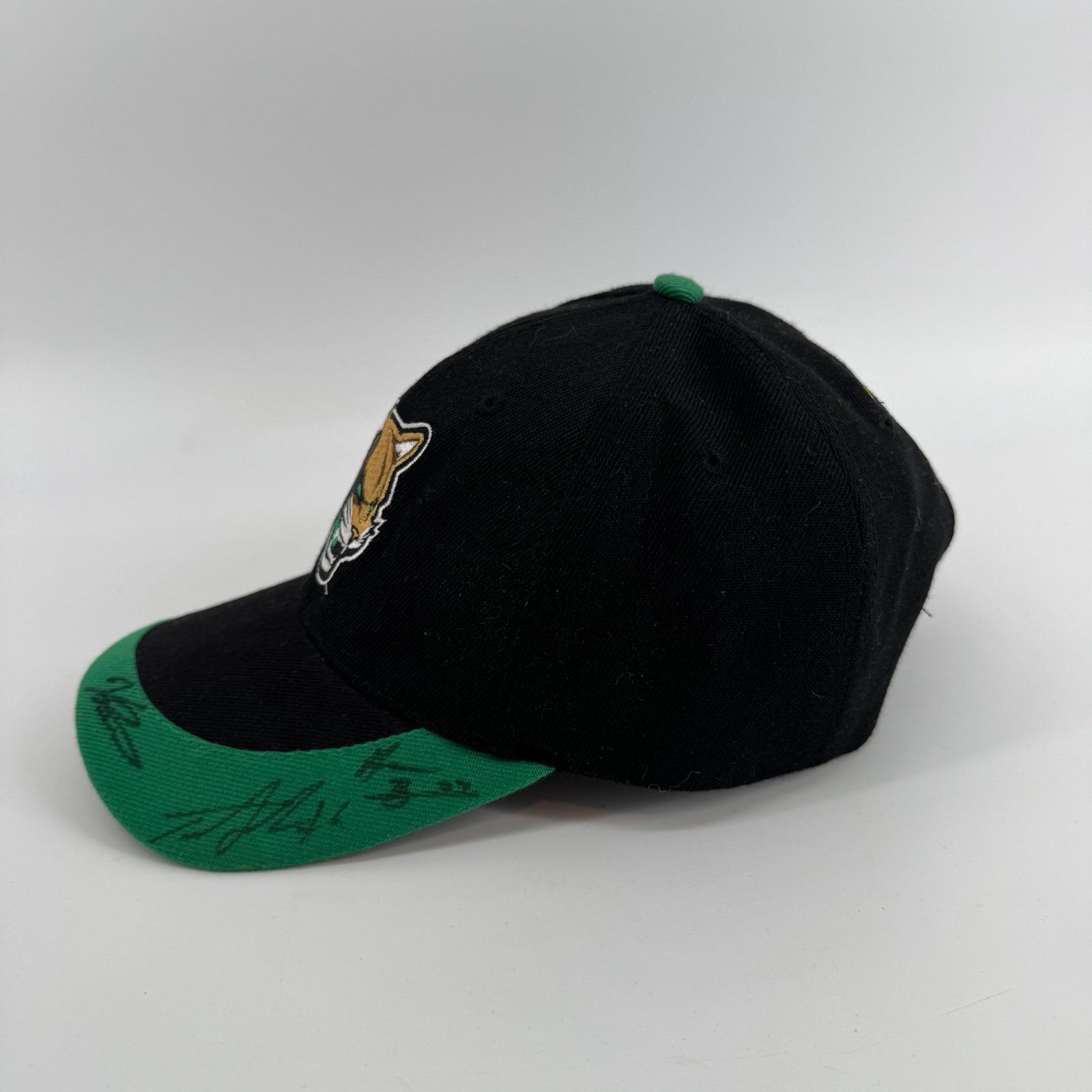 Other KANE COUNTY COUGARS BLACK BASEBALL HAT with signature Size ONE SIZE - 2 Thumbnail