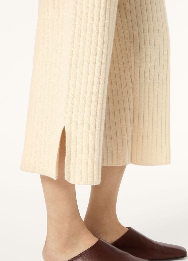 Loro Piana o1srvl11e0526 FAP2128 Coste Pant in Cream Size 28" / US 6 / IT 42 - 3 Thumbnail
