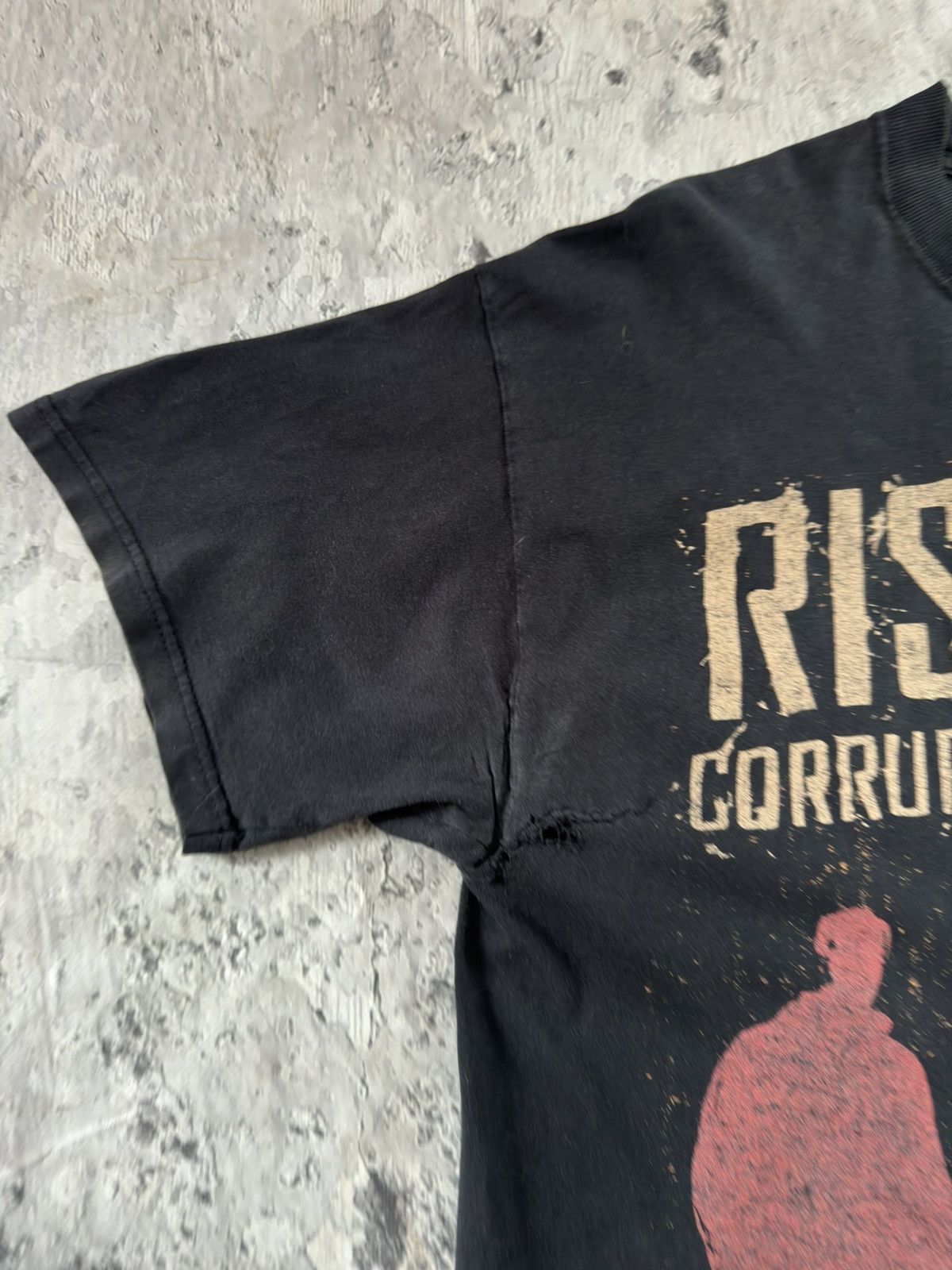 Band Tees Vintage 99 RATM Rise Rise Sepulnation Socialist Band Tee Size US L / EU 52-54 / 3 - 9 Thumbnail