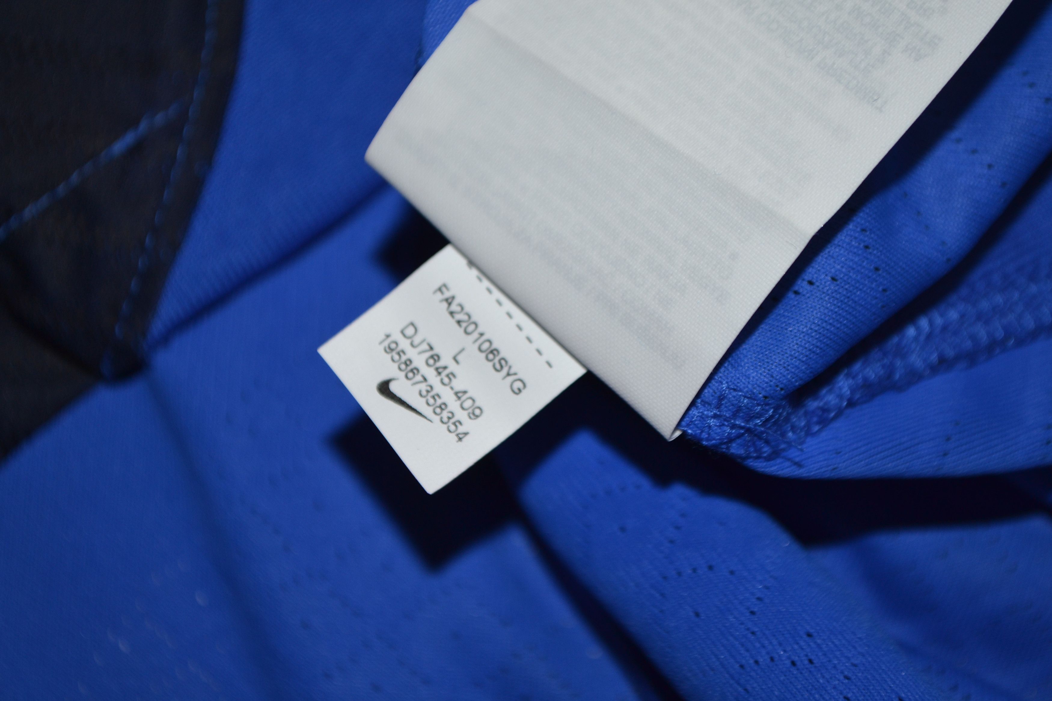 Nike AUTHENTIC Inter Milan 2022 2023 home soccer kit jersey shirt Size US L / EU 52-54 / 3 - 7 Thumbnail