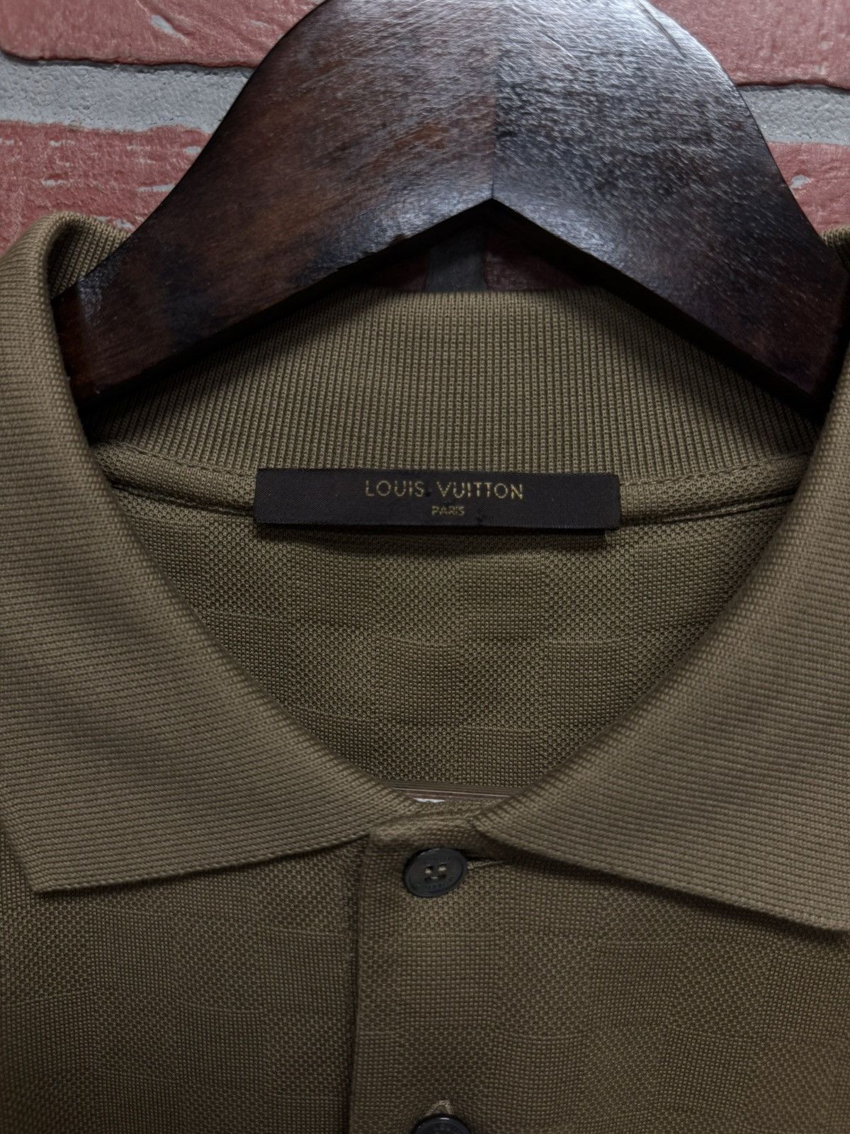 Louis Vuitton Louis Vuitton Polo Button Up Collar Tee Size XXL Brown/Gold Size US XXL / EU 58 / 5 - 8 Thumbnail