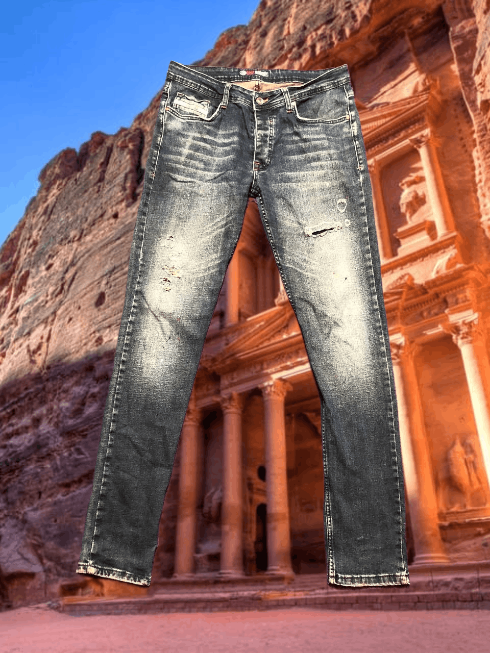 Diesel DIESEL Y2K Distressed Thrashed vintage Jeans streetwear Size US 33 - 1 Thumbnail