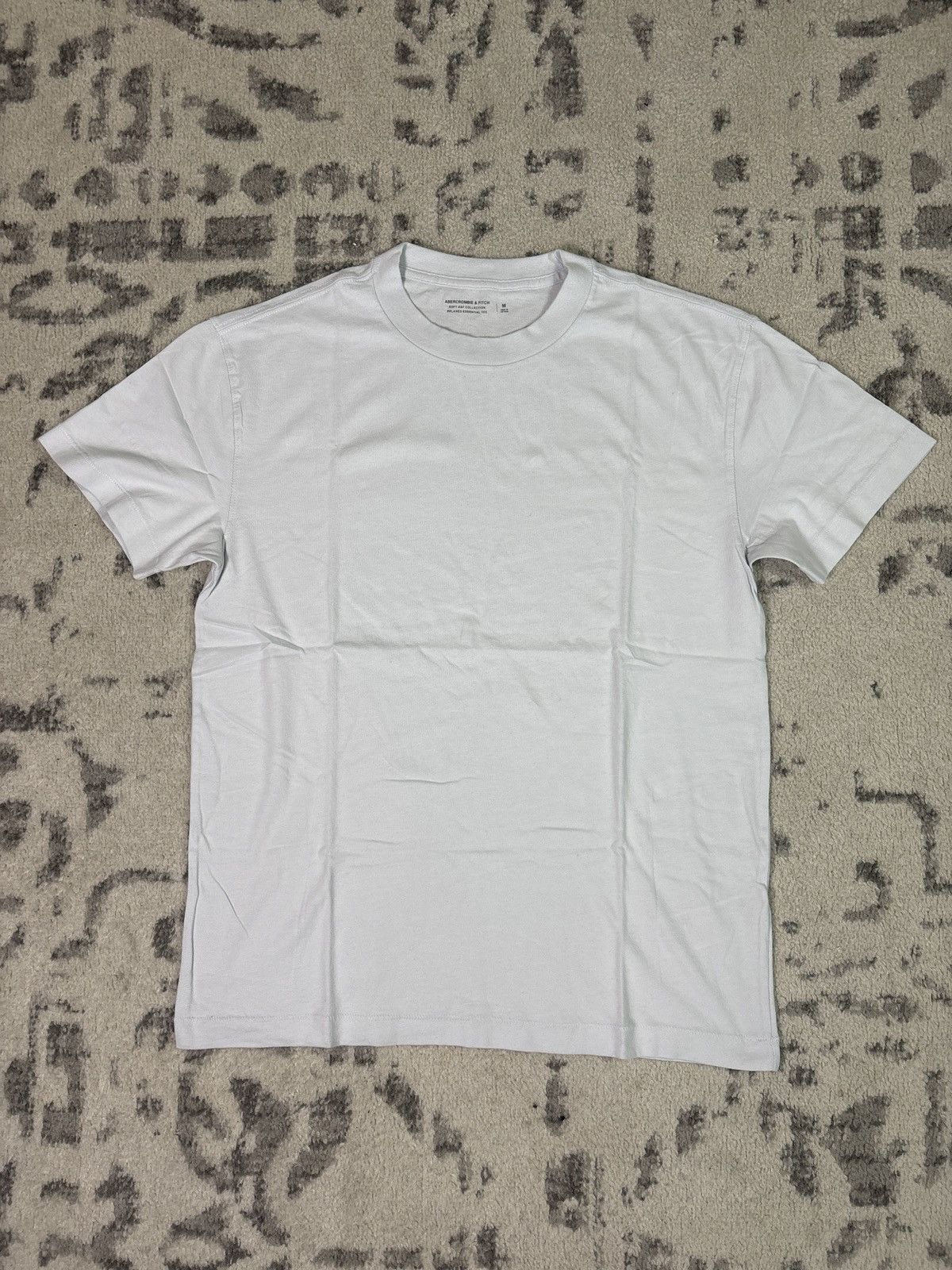 Abercrombie & Fitch SOFT & AF COLLECTION RELAXED ESSENTIAL TEE Size US M / EU 48-50 / 2 - 1 Thumbnail
