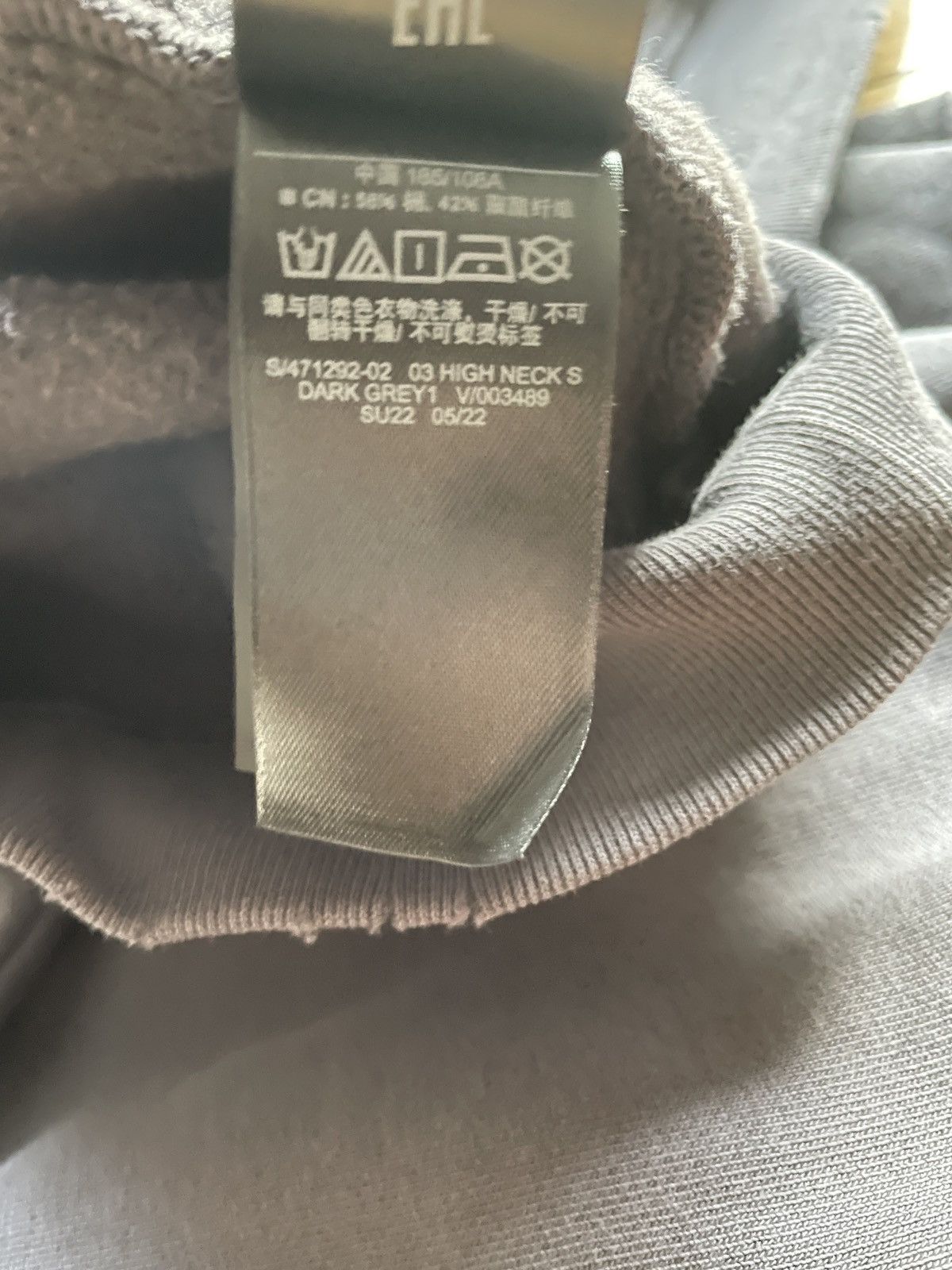 Balenciaga × Gap × Kanye West Yeezy Gap Balenciaga High Neck Distressed Mockneck Sweater Size US XL / EU 56 / 4 - 14 Thumbnail