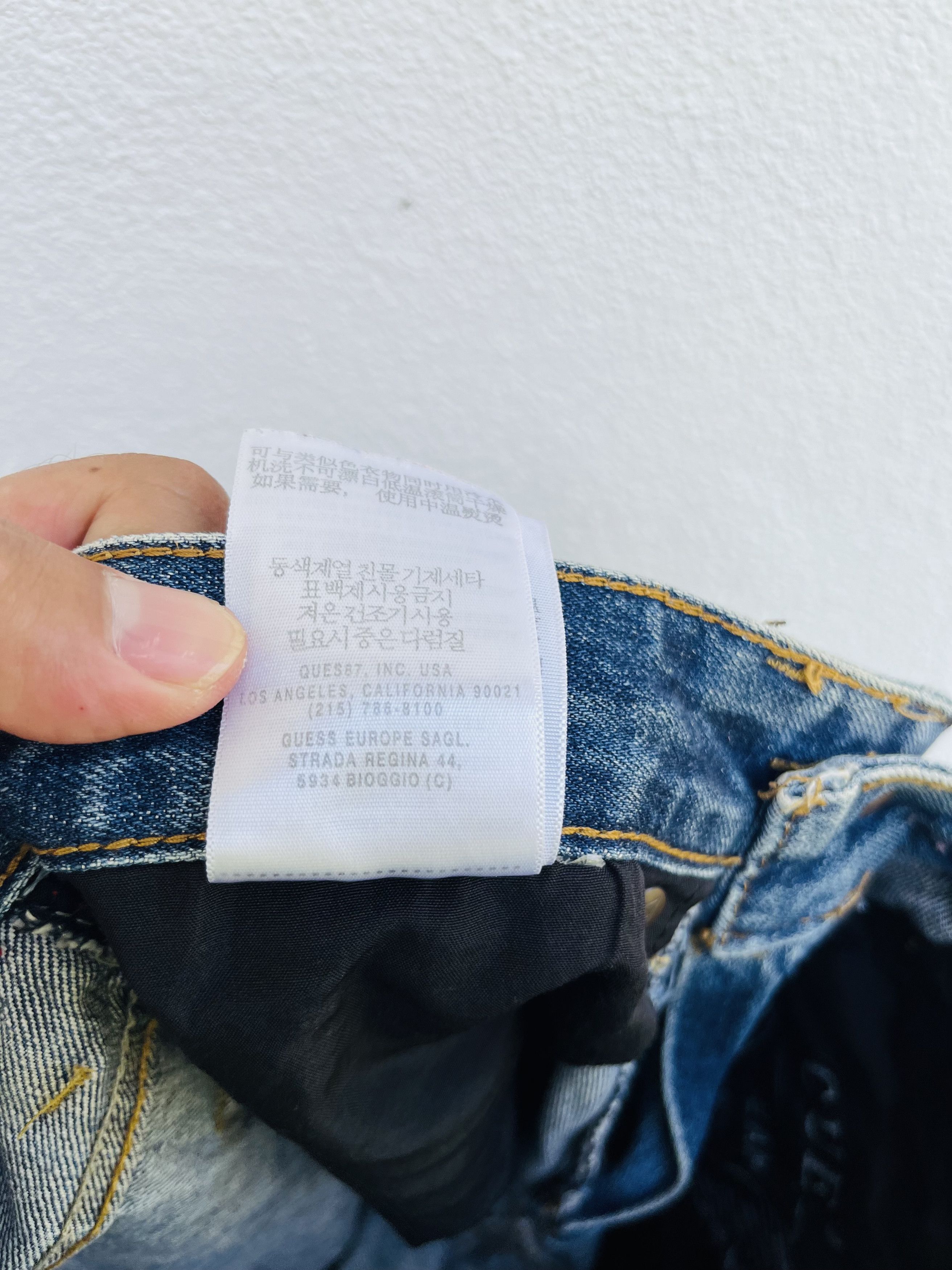 Guess × Japanese Brand Vintage Guess Distressed Japanese Designer Fashion Style Size US 29 - 14 Thumbnail